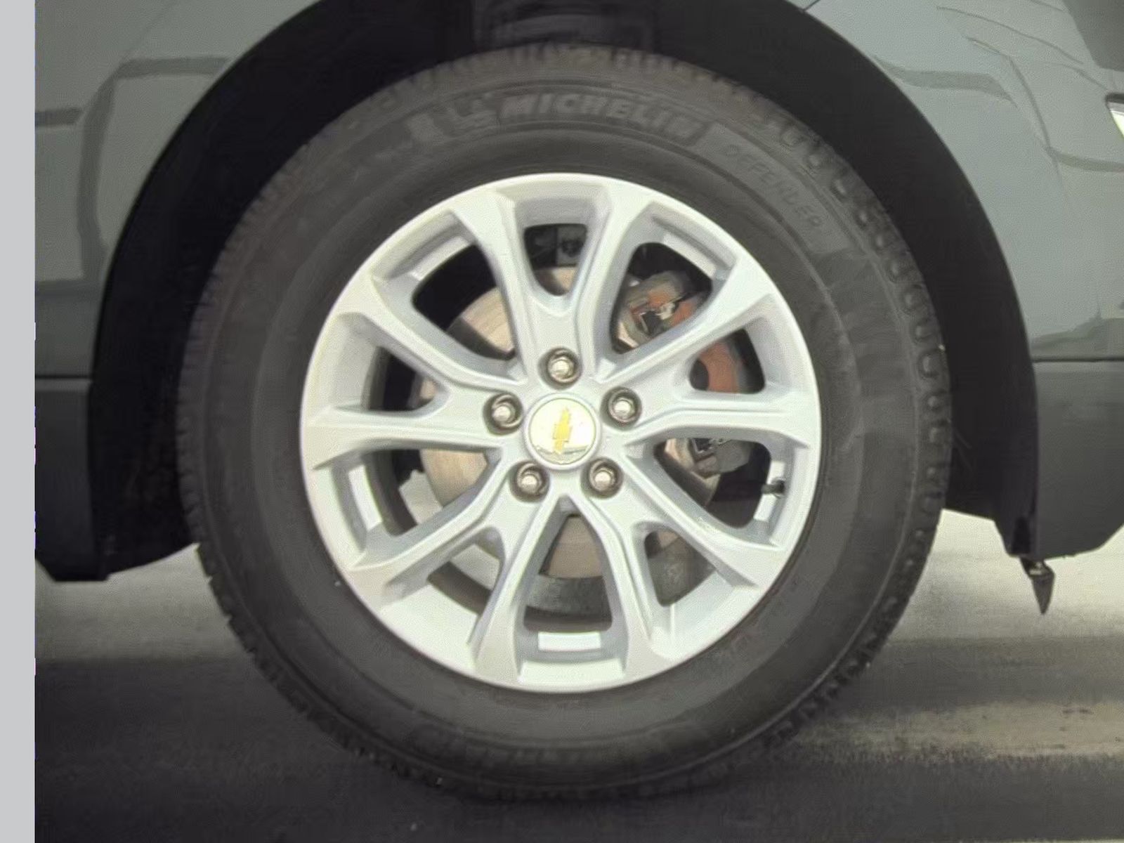 2019 Chevrolet Equinox LS FWD