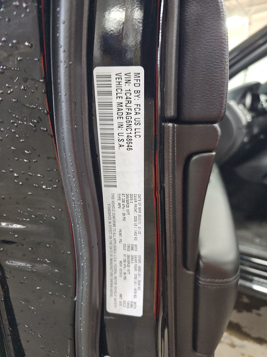 2022 Jeep Grand Cherokee Laredo X AWD