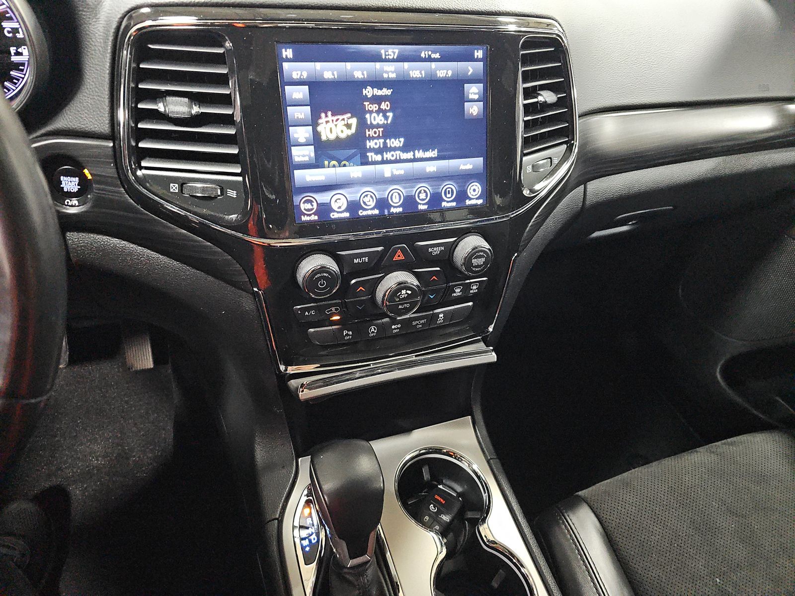 2022 Jeep Grand Cherokee Laredo X AWD