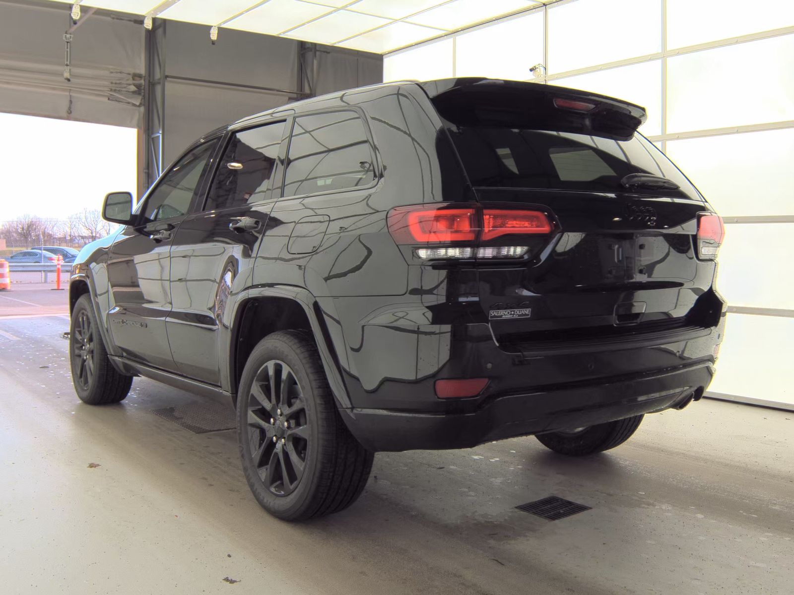 2022 Jeep Grand Cherokee Laredo X AWD
