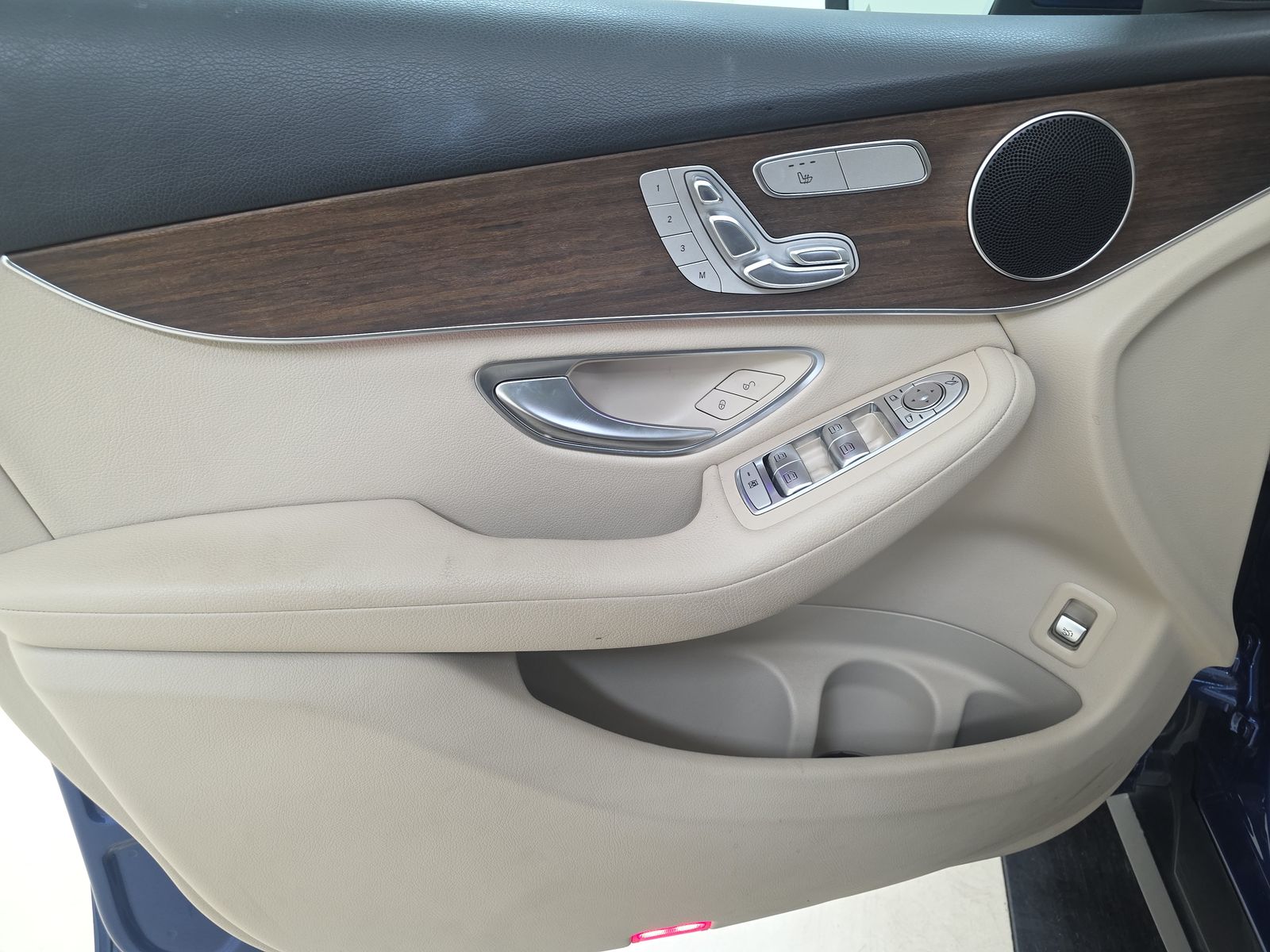 2022 Mercedes-Benz GLC GLC 300 RWD