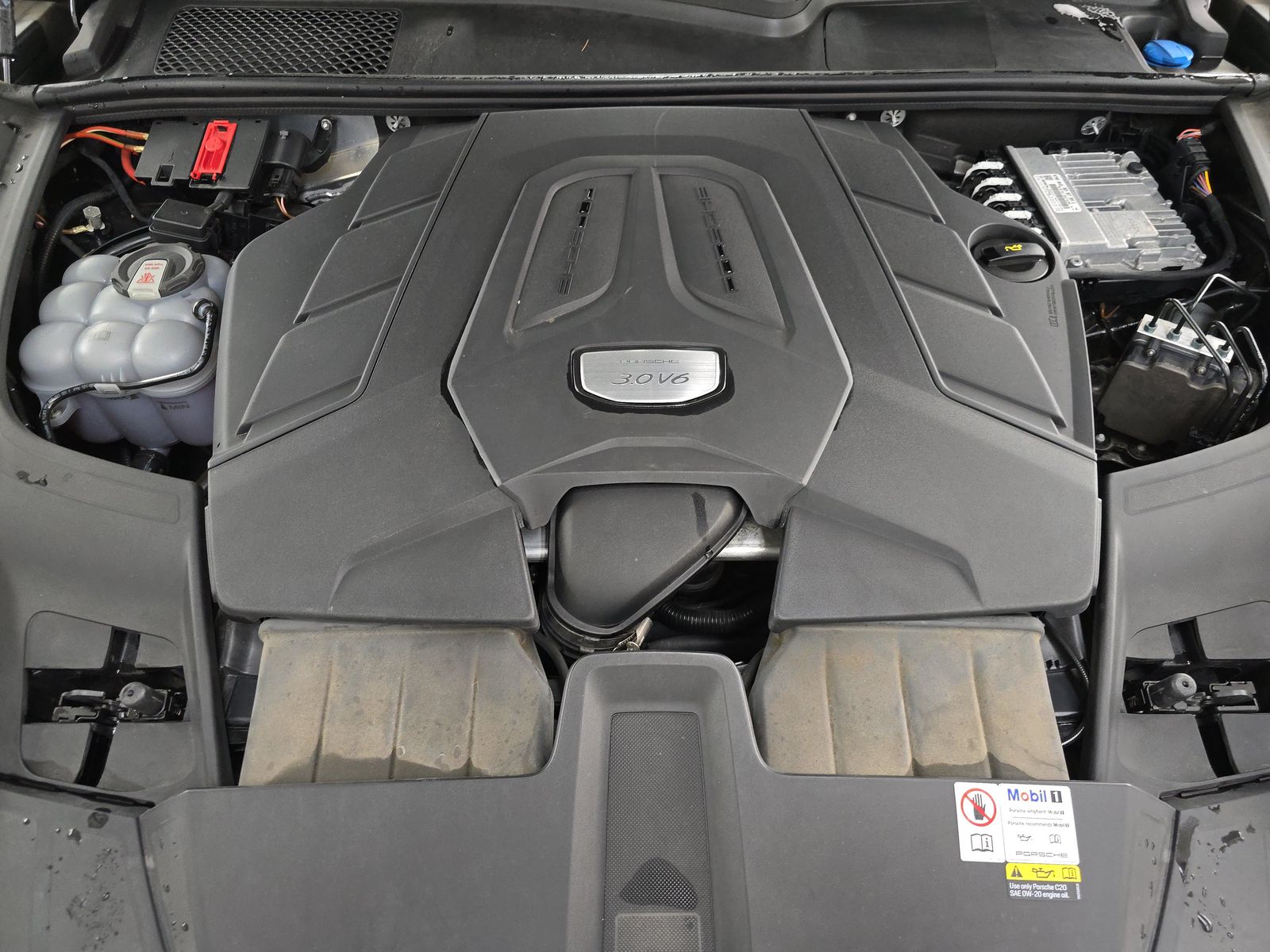 2023 Porsche Cayenne Base AWD