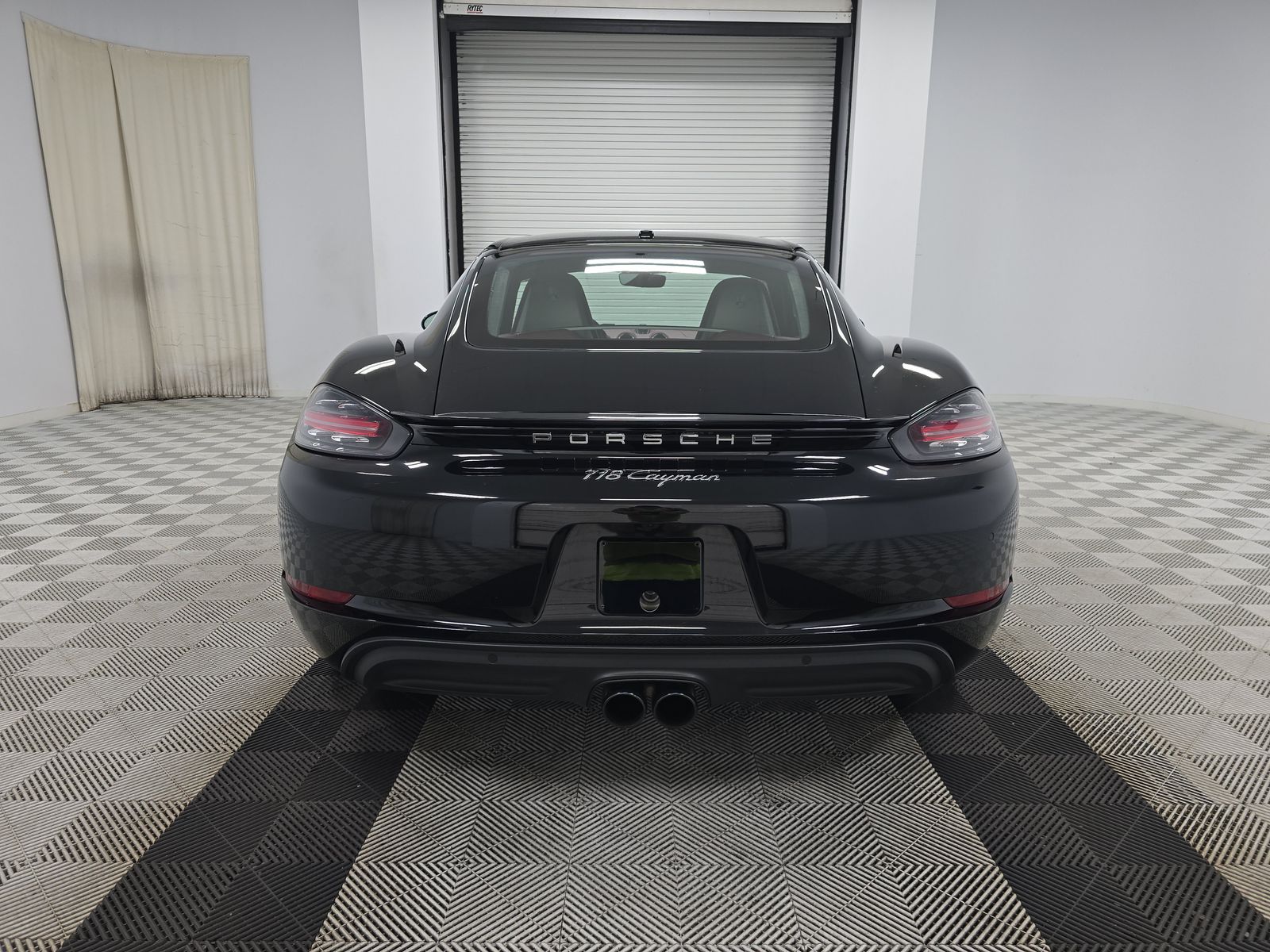 2024 Porsche 718 Cayman Base RWD