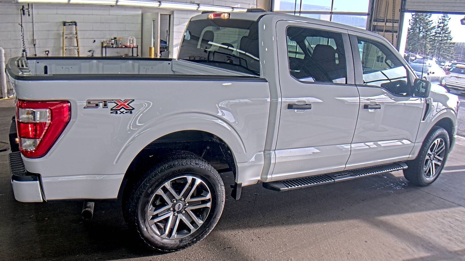 2023 Ford F-150 XL AWD