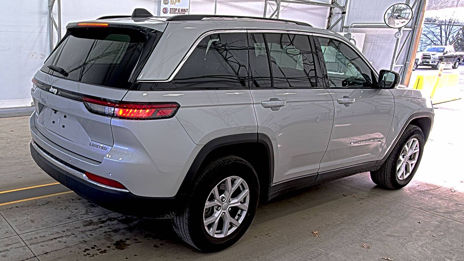 2022 Jeep Grand Cherokee Limited AWD