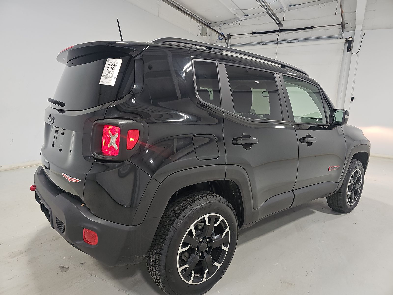 2023 Jeep Renegade Trailhawk AWD