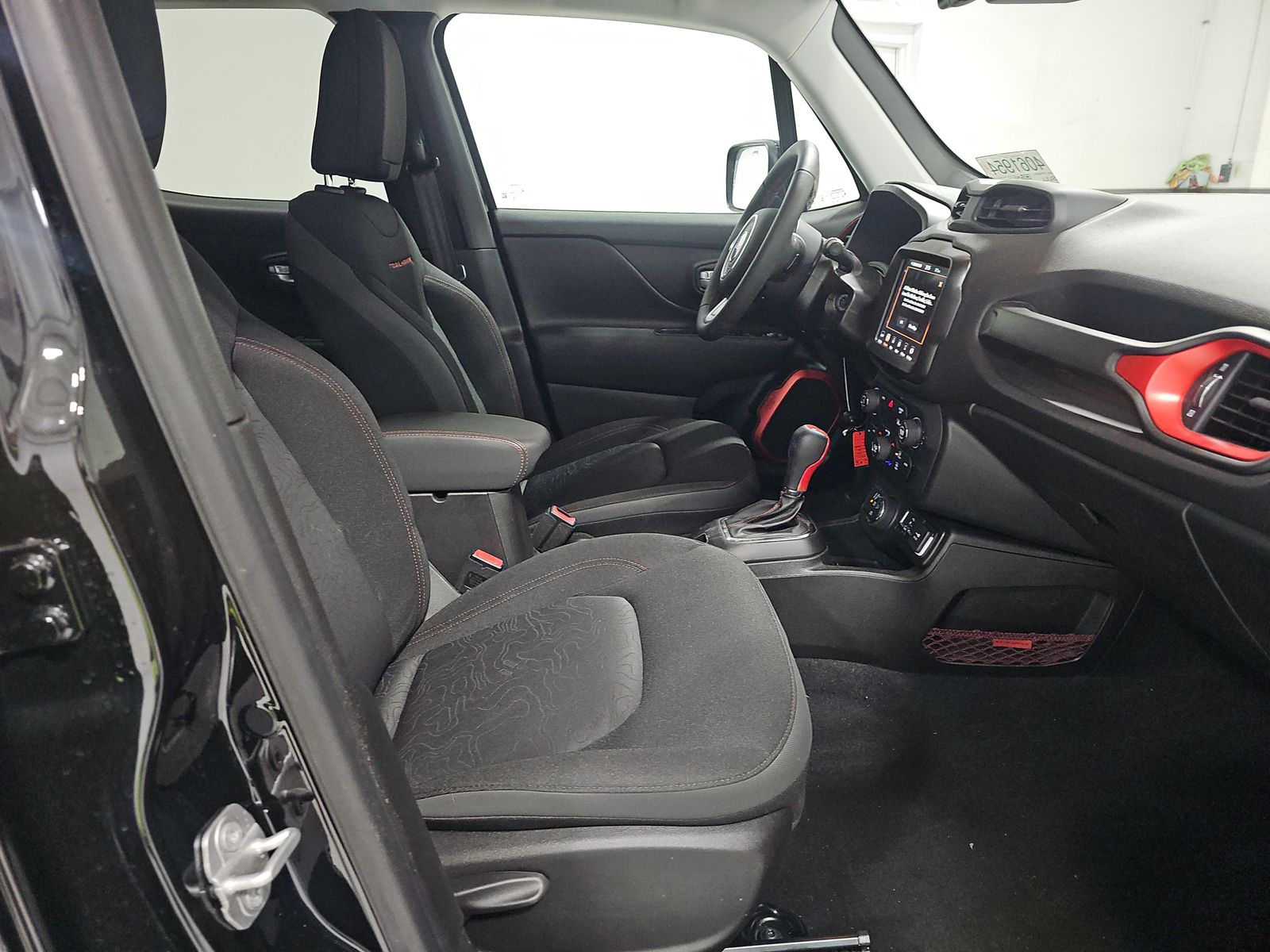 2023 Jeep Renegade Trailhawk AWD