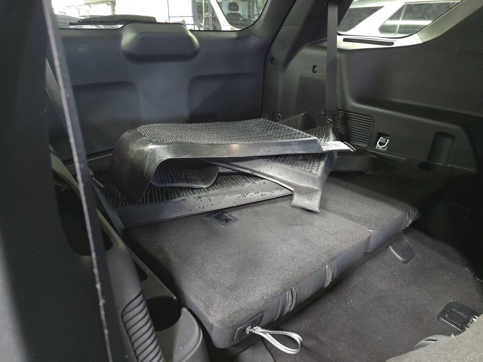 2025 Ford Explorer ST-Line AWD