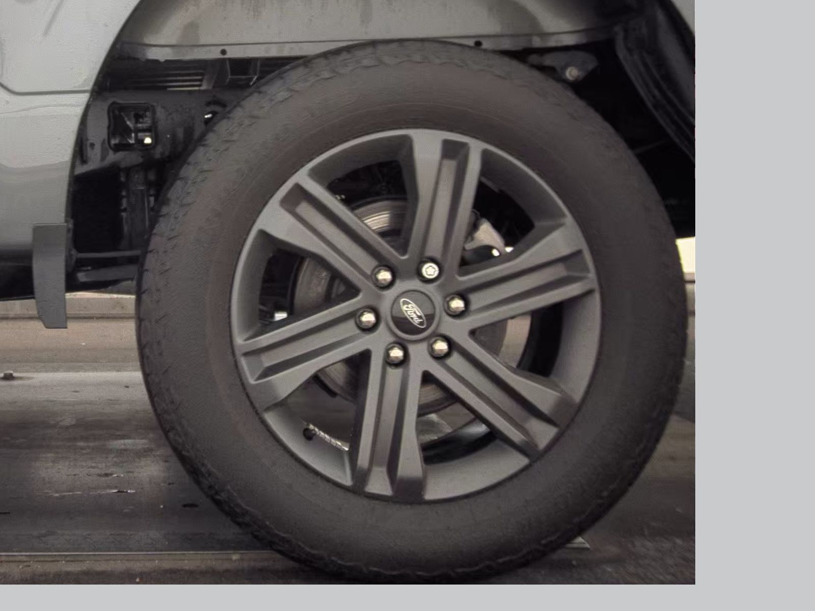 2023 Ford F-150 Lariat AWD