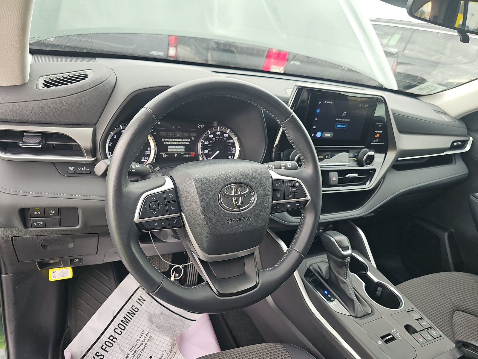 2024 Toyota Highlander LE FWD