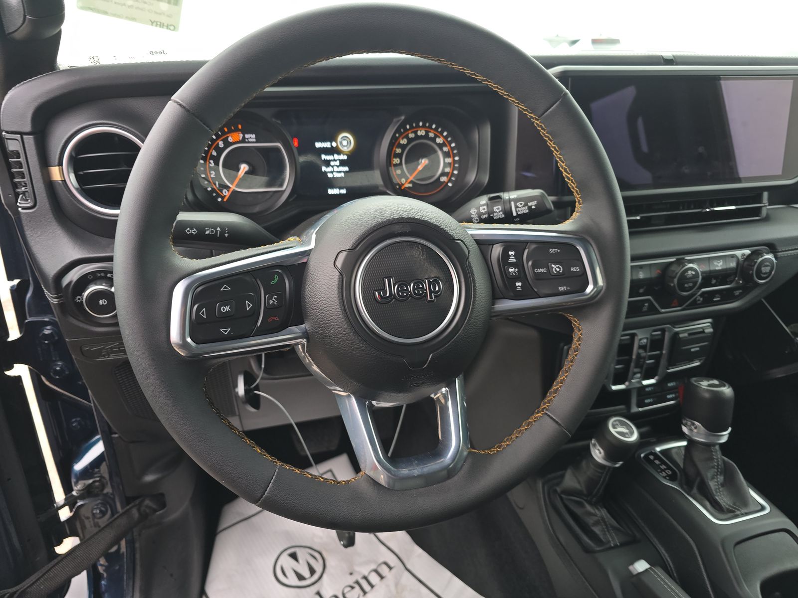 2025 Jeep Wrangler Sahara AWD