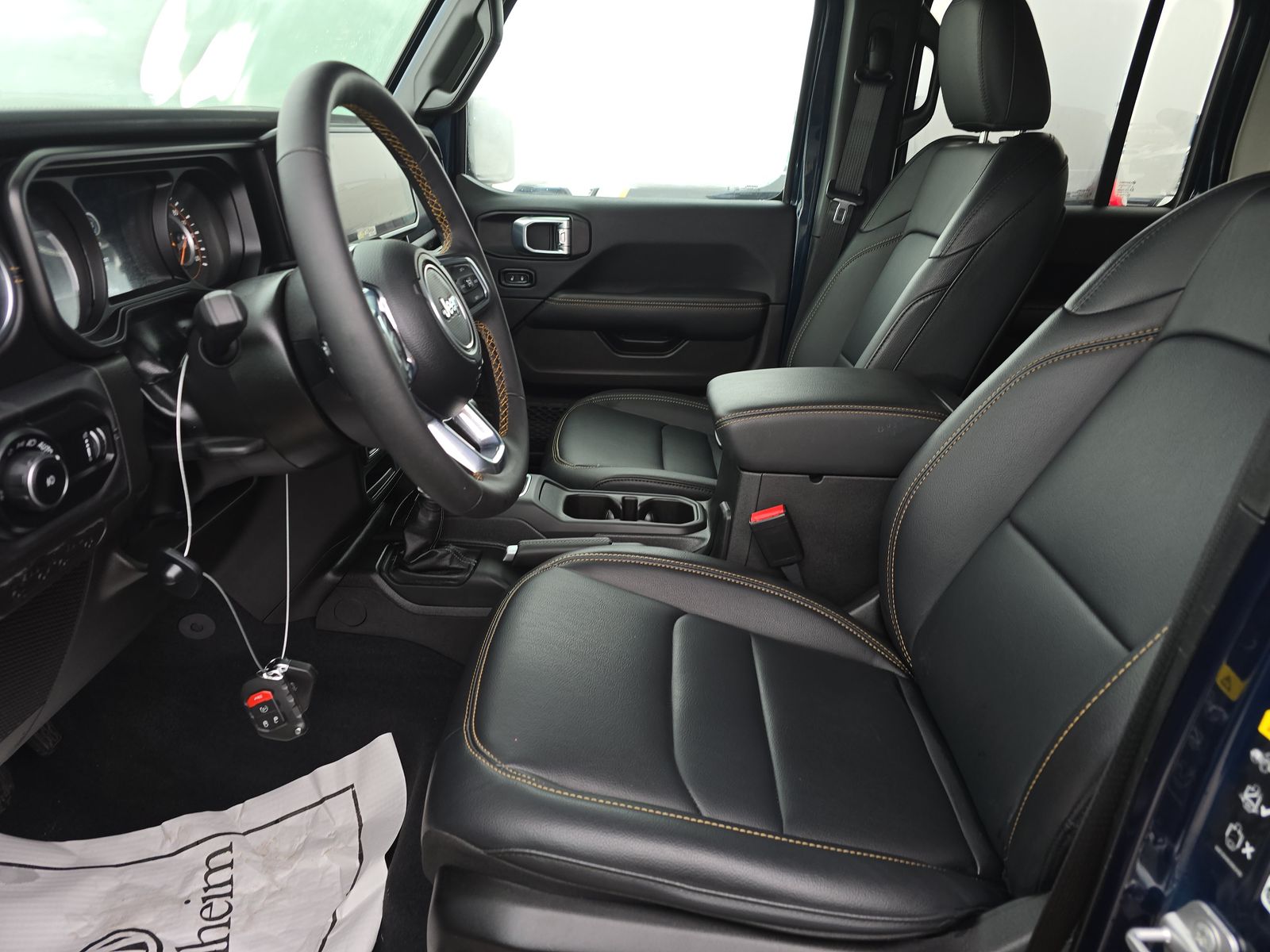 2025 Jeep Wrangler Sahara AWD