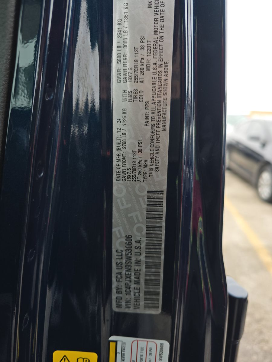 2025 Jeep Wrangler Sahara AWD