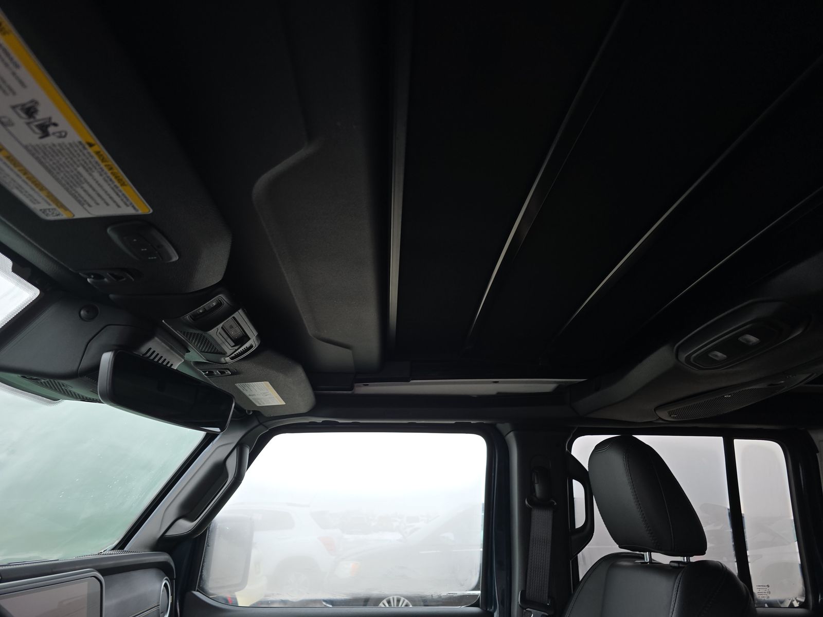 2025 Jeep Wrangler Sahara AWD