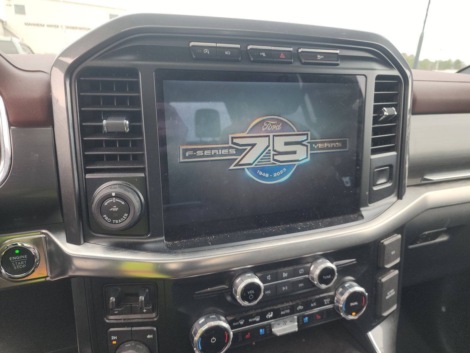 2023 Ford F-150 Lariat AWD