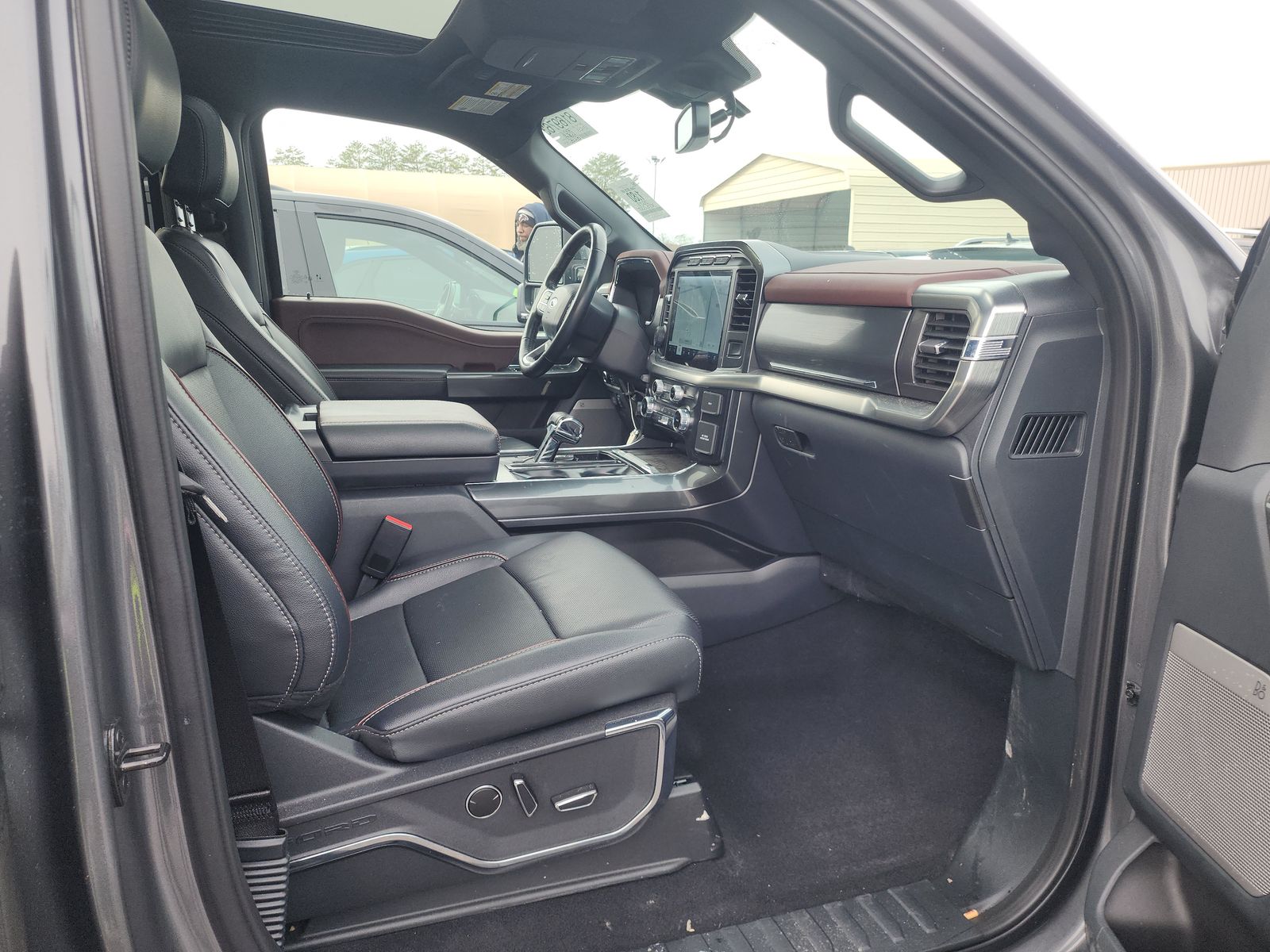 2023 Ford F-150 Lariat AWD