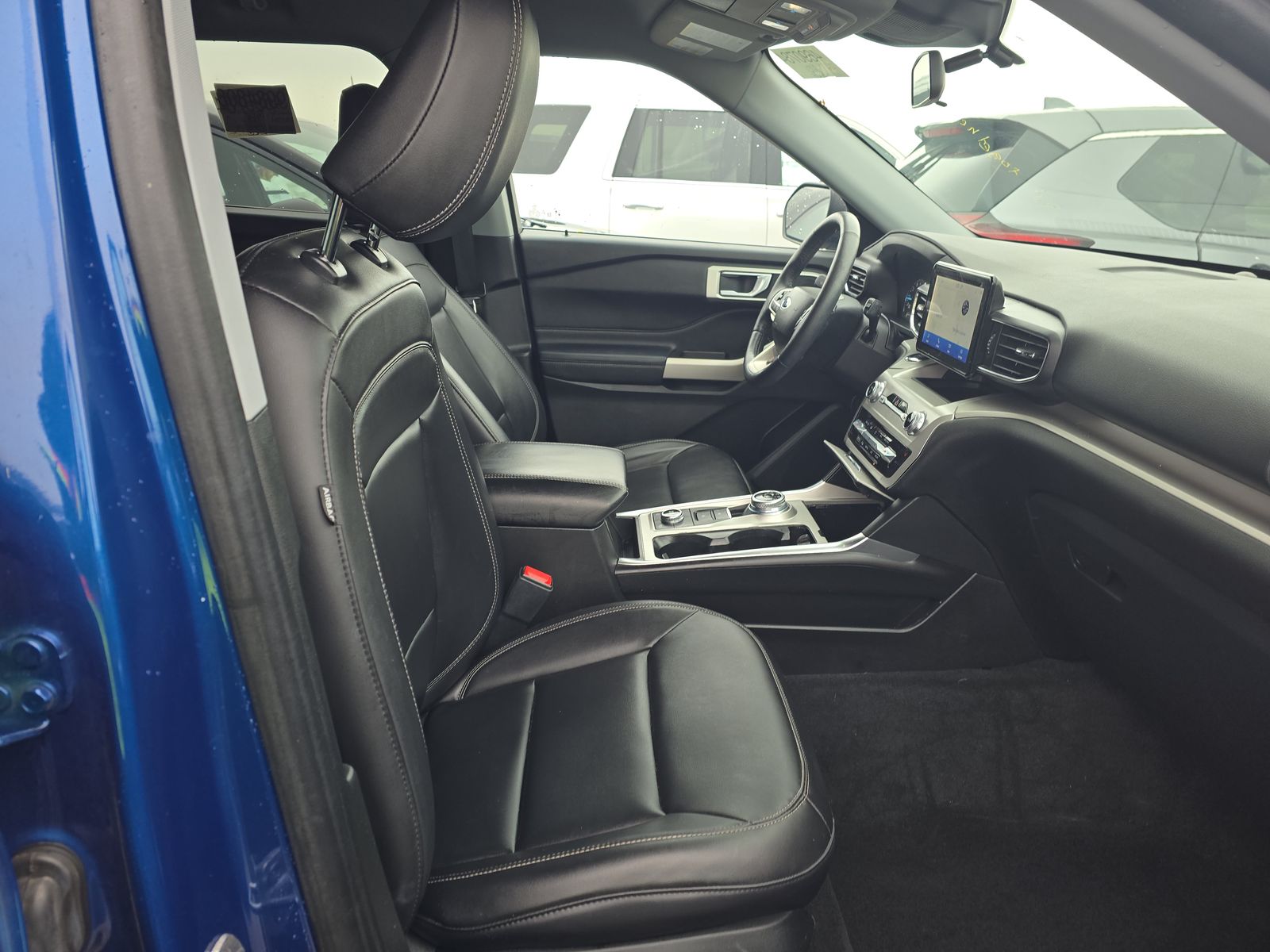 2022 Ford Explorer XLT AWD