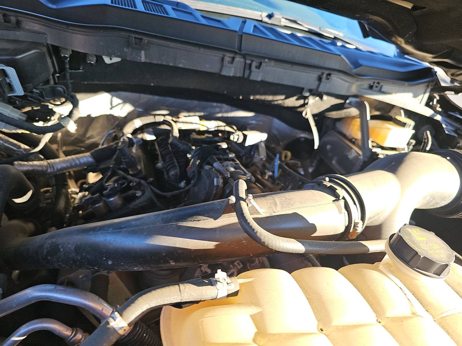 2022 Ford F-150 Lariat AWD