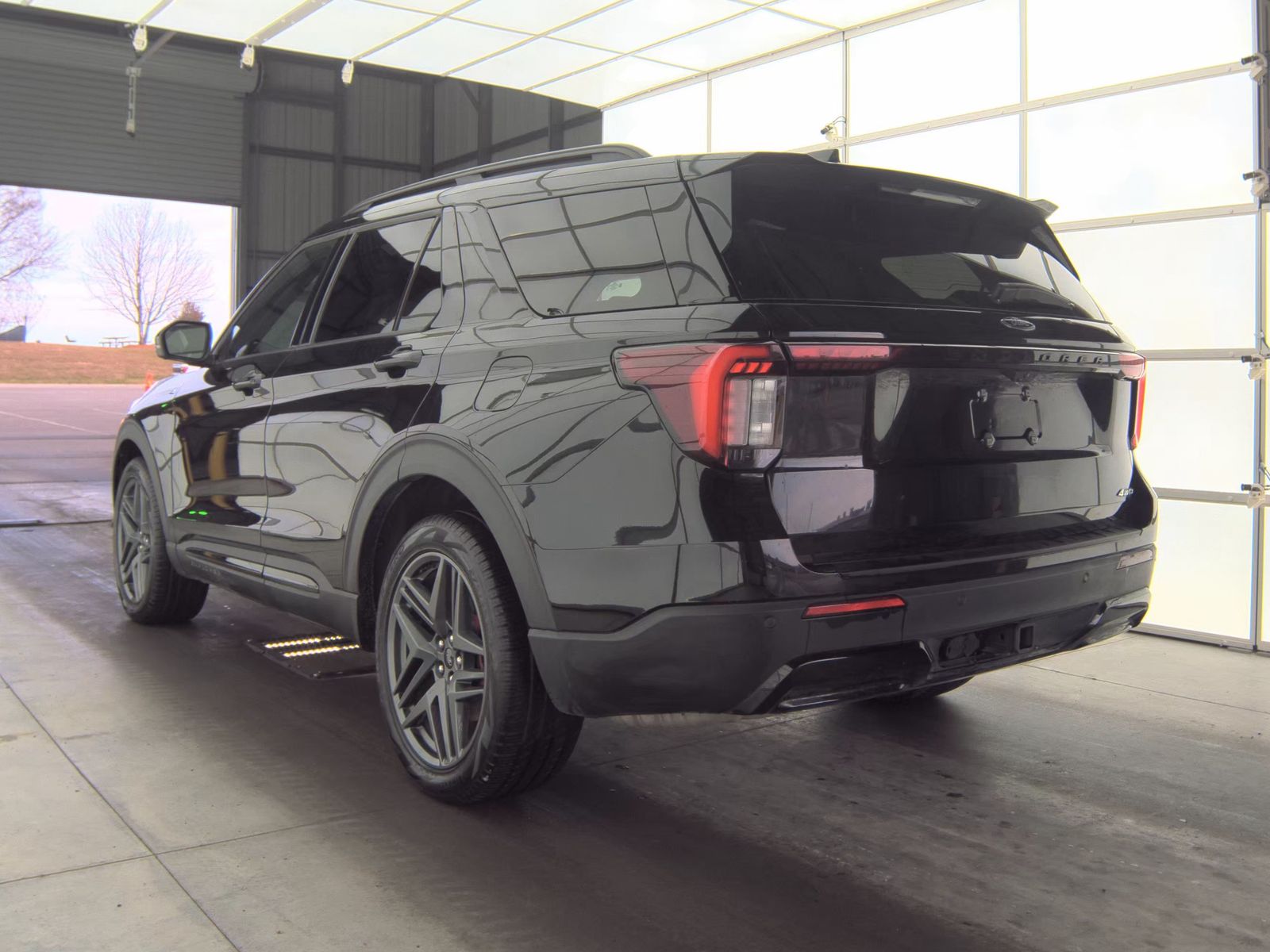 2025 Ford Explorer ST-Line AWD