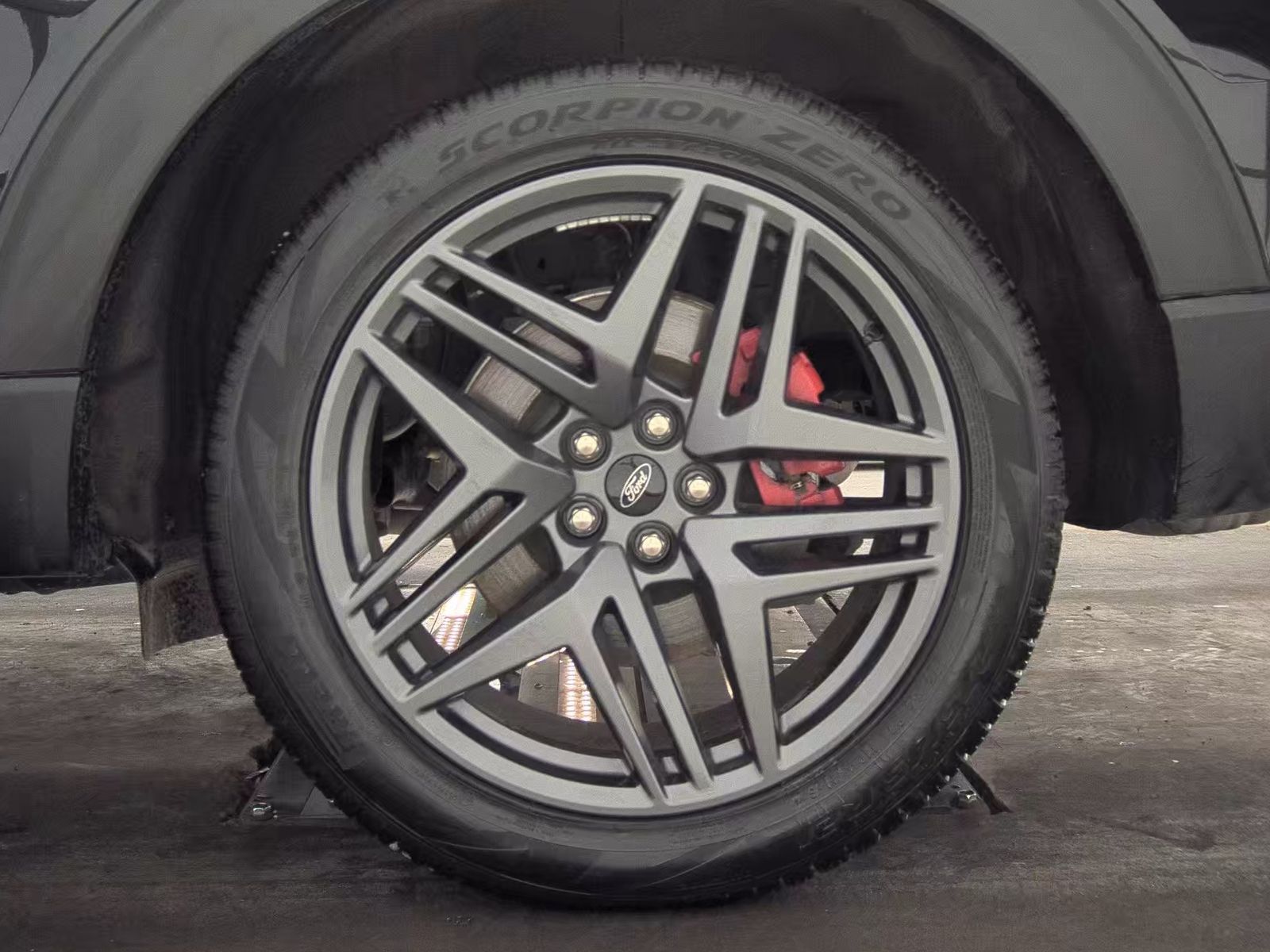 2025 Ford Explorer ST-Line AWD