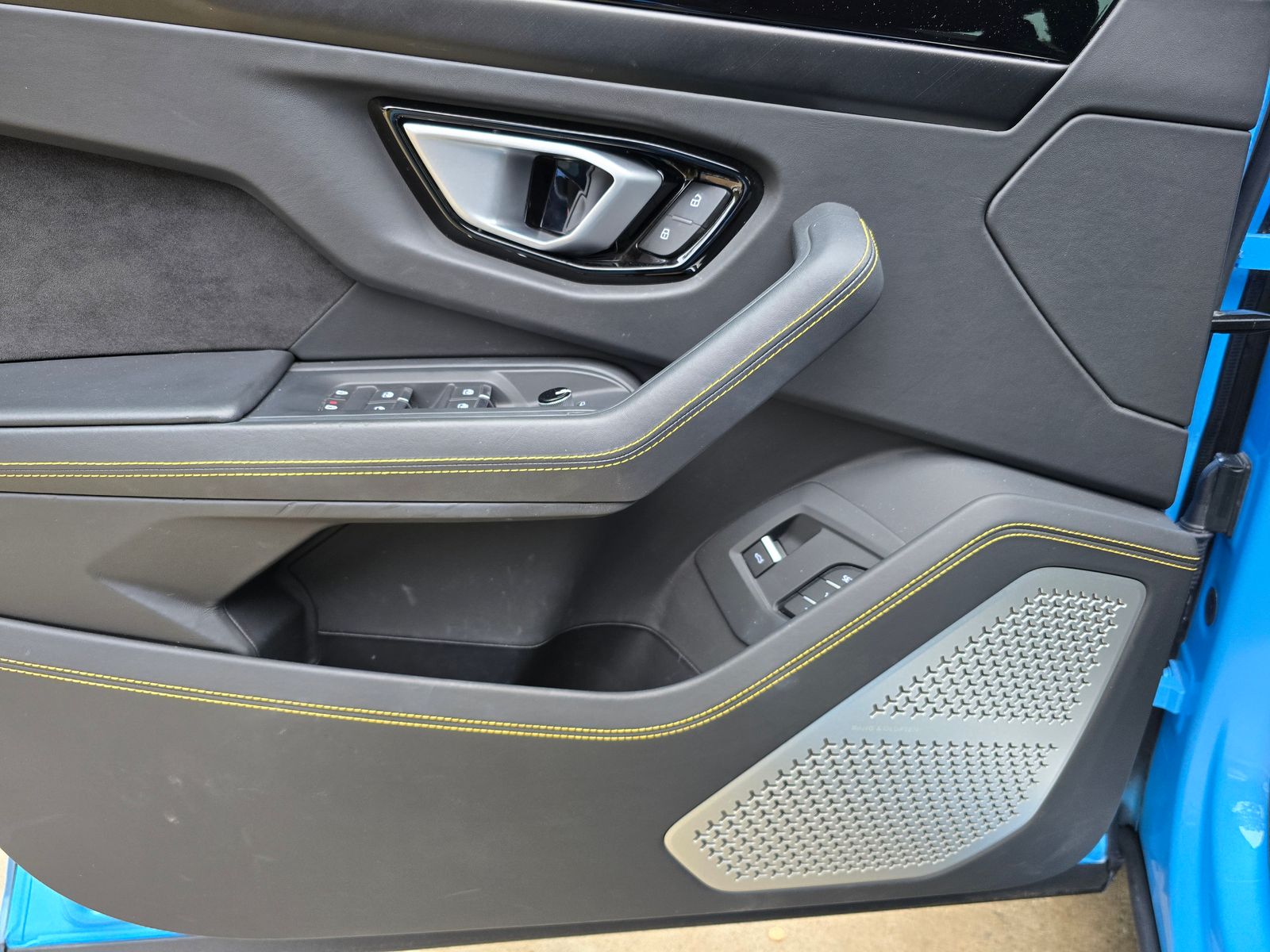 2024 Lamborghini Urus S AWD