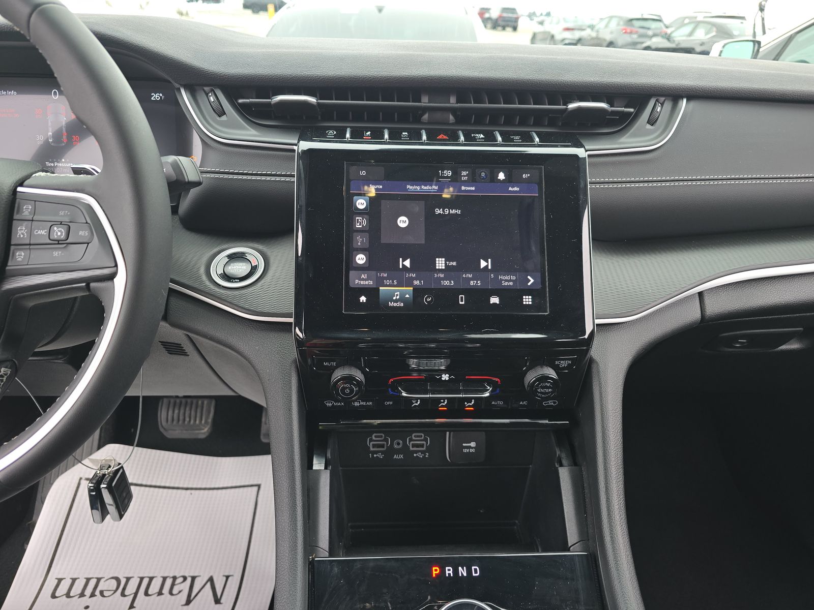 2024 Jeep Grand Cherokee Laredo AWD