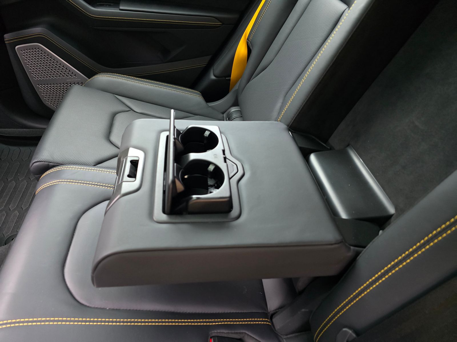 2024 Lamborghini Urus S AWD