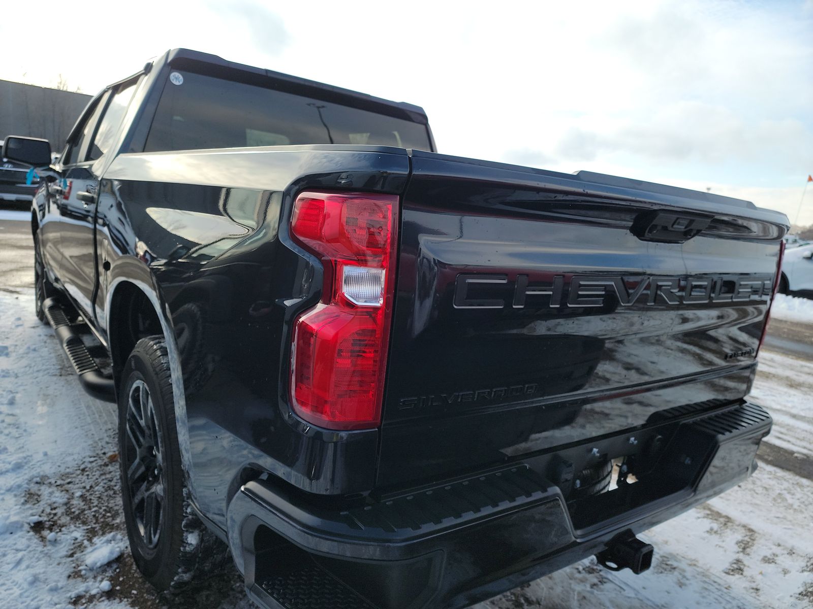 2023 Chevrolet Silverado 1500 Custom AWD