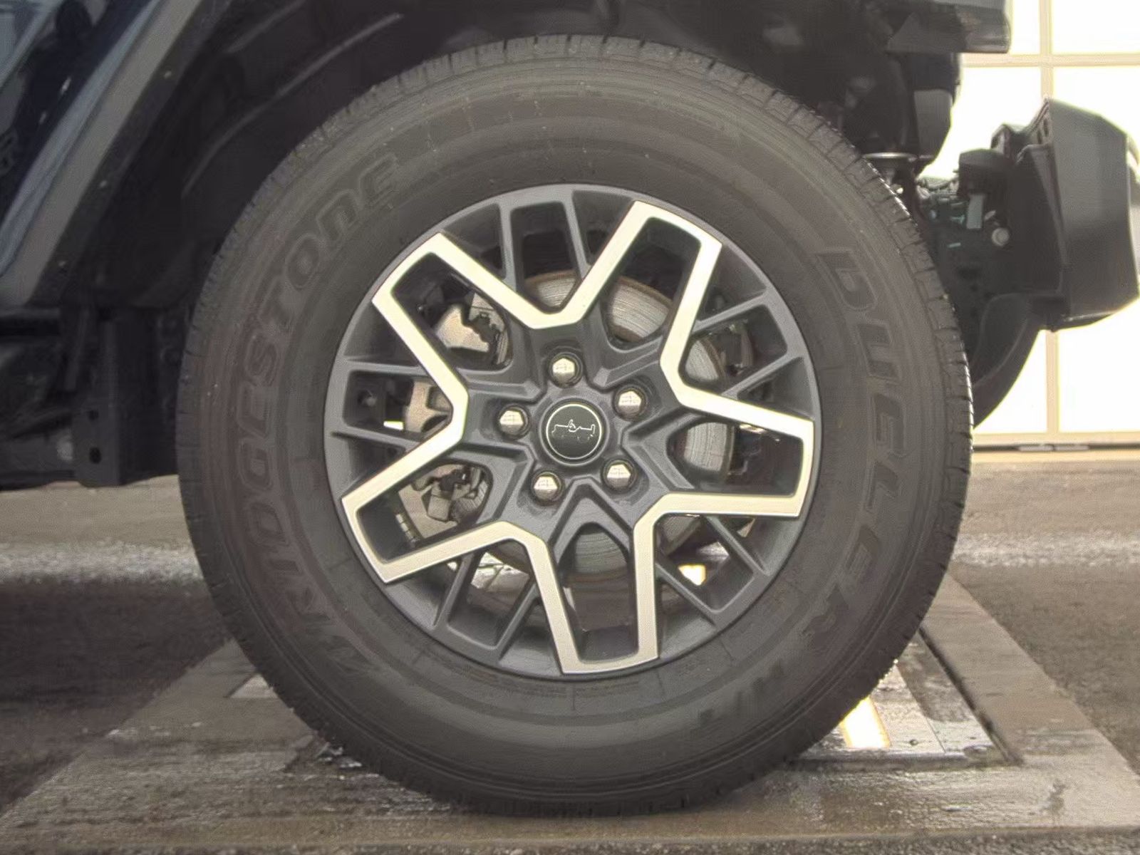 2025 Jeep Wrangler Sahara AWD