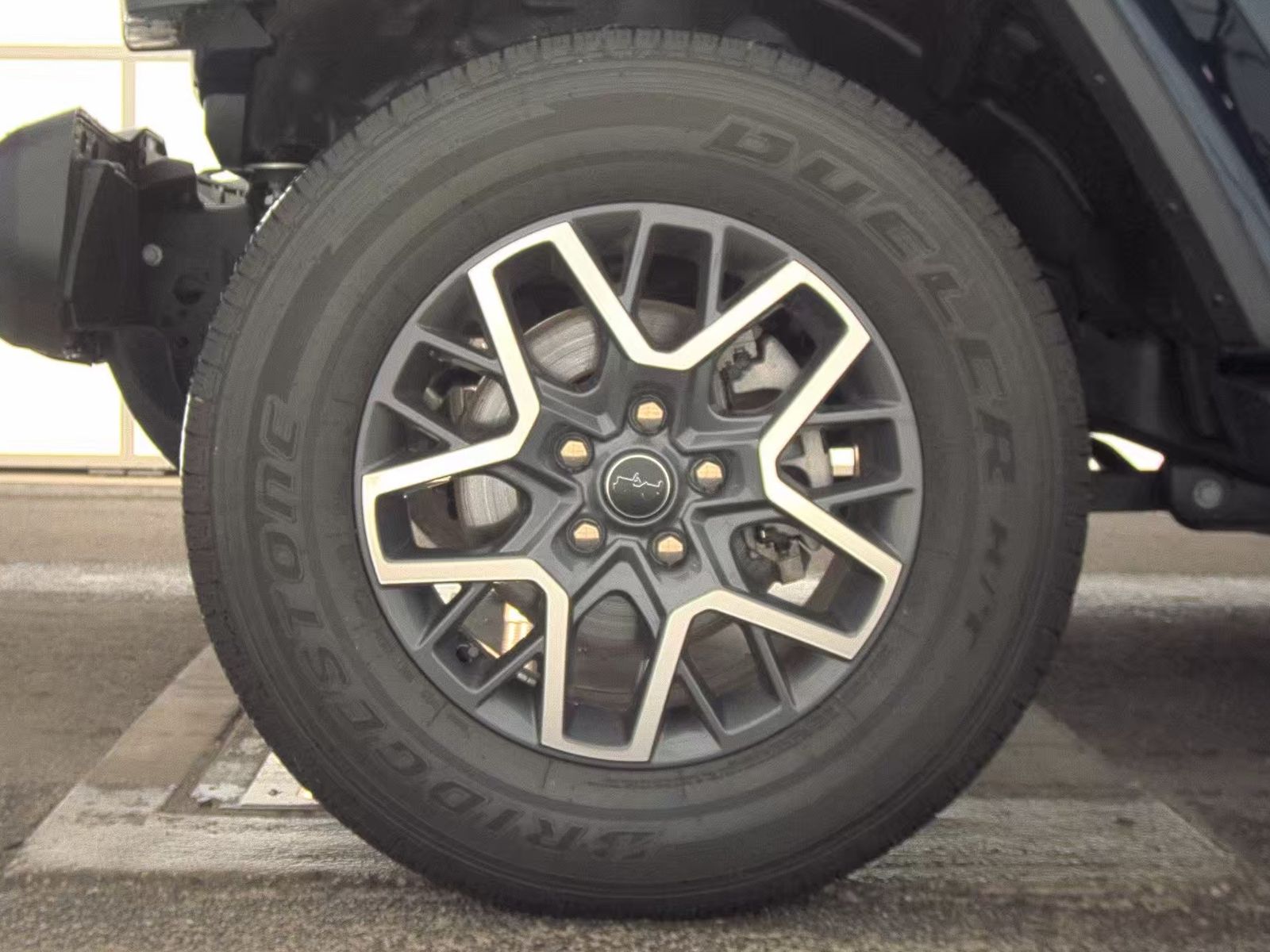 2025 Jeep Wrangler Sahara AWD