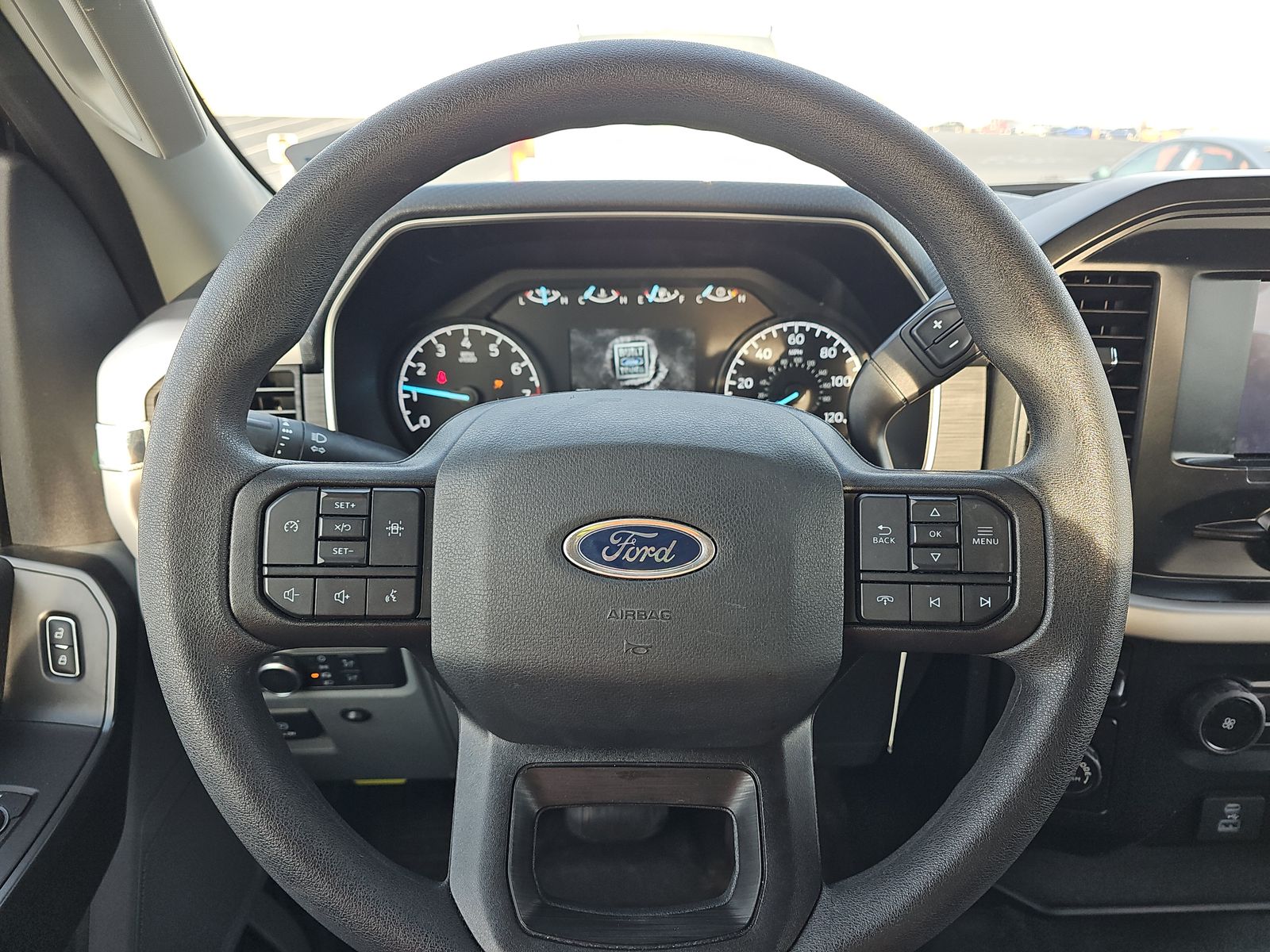 2022 Ford F-150 XL RWD