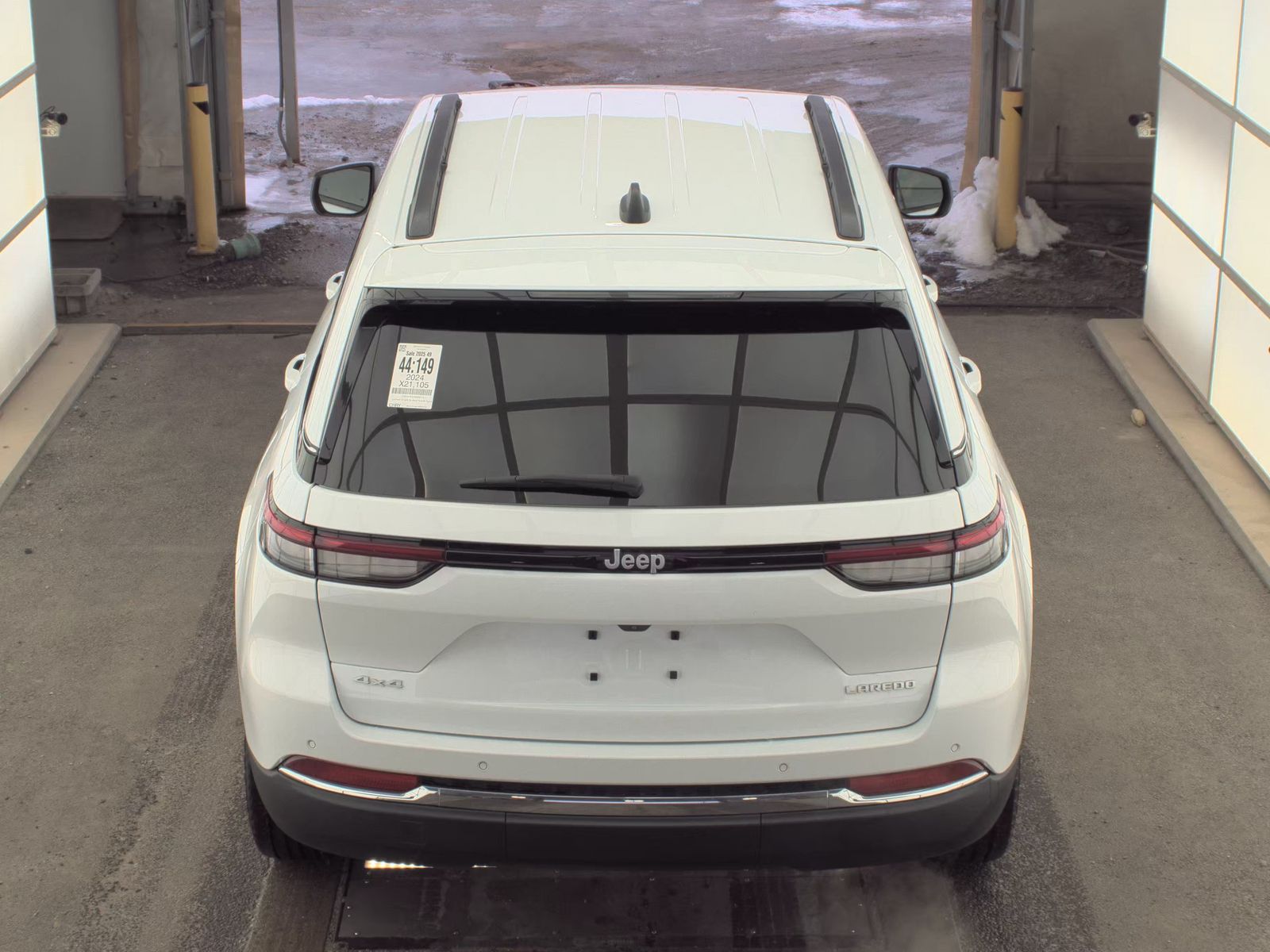 2024 Jeep Grand Cherokee Laredo AWD