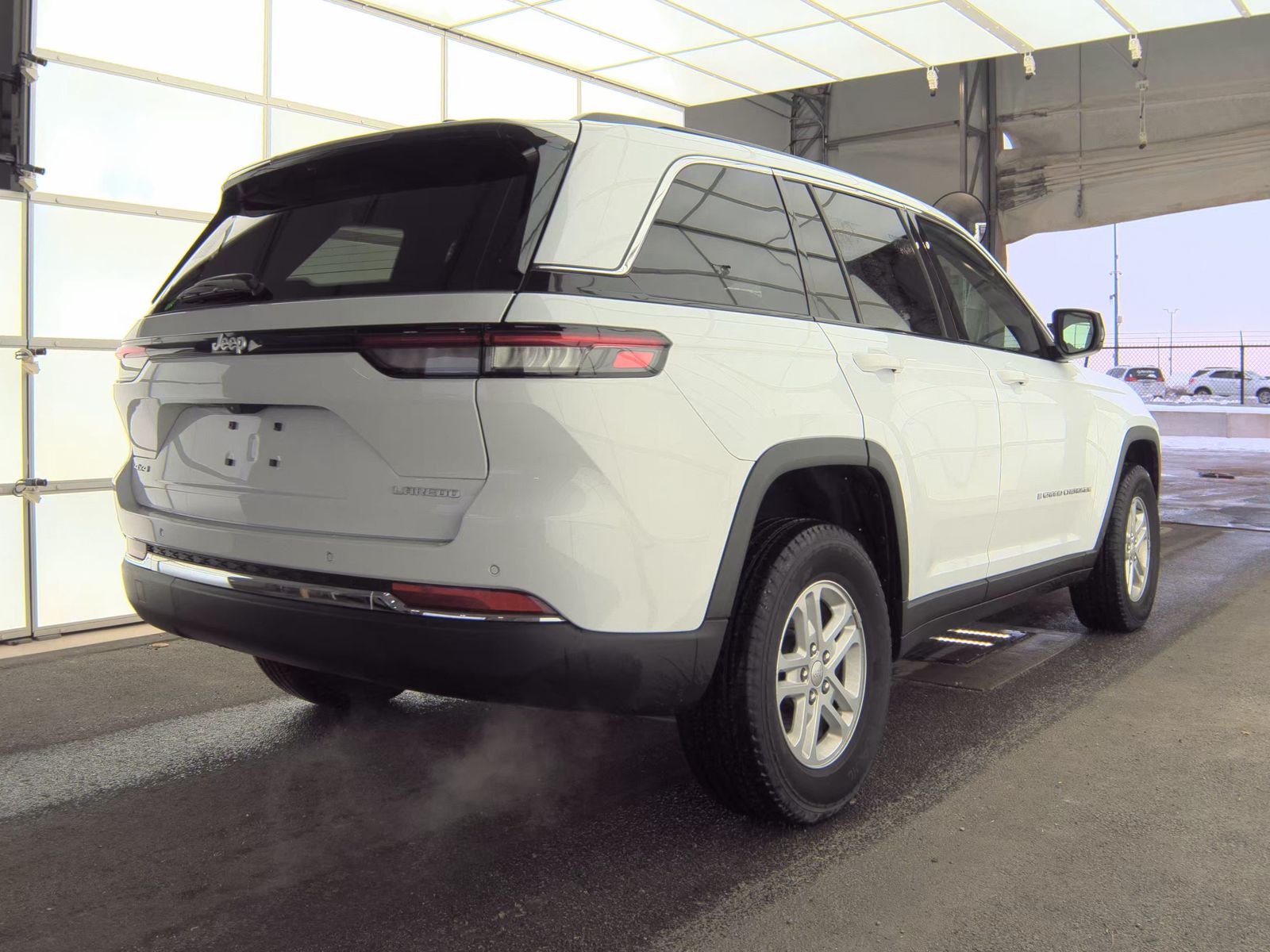 2024 Jeep Grand Cherokee Laredo AWD