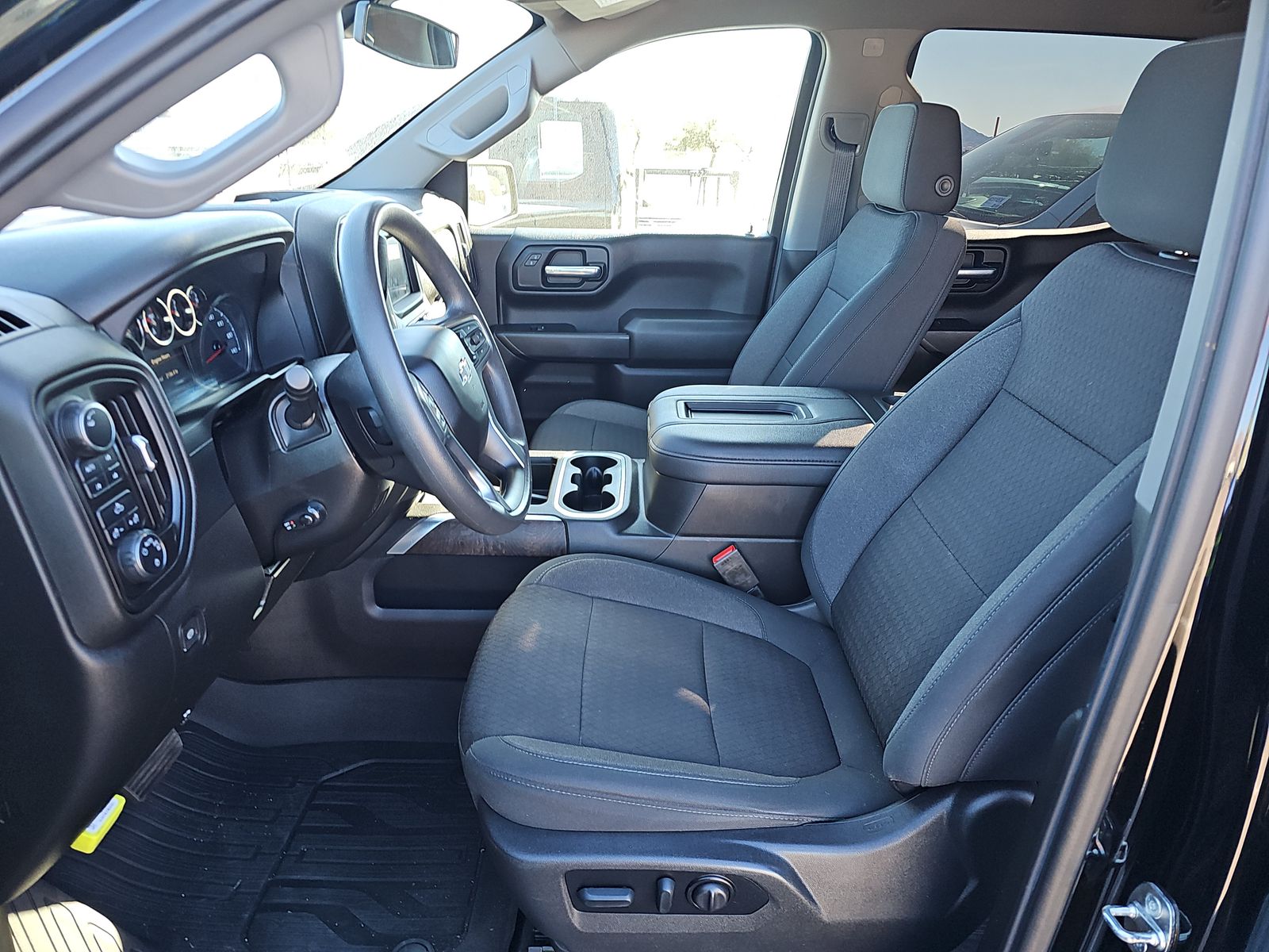 2022 Chevrolet Silverado 1500 Custom Trail Boss AWD