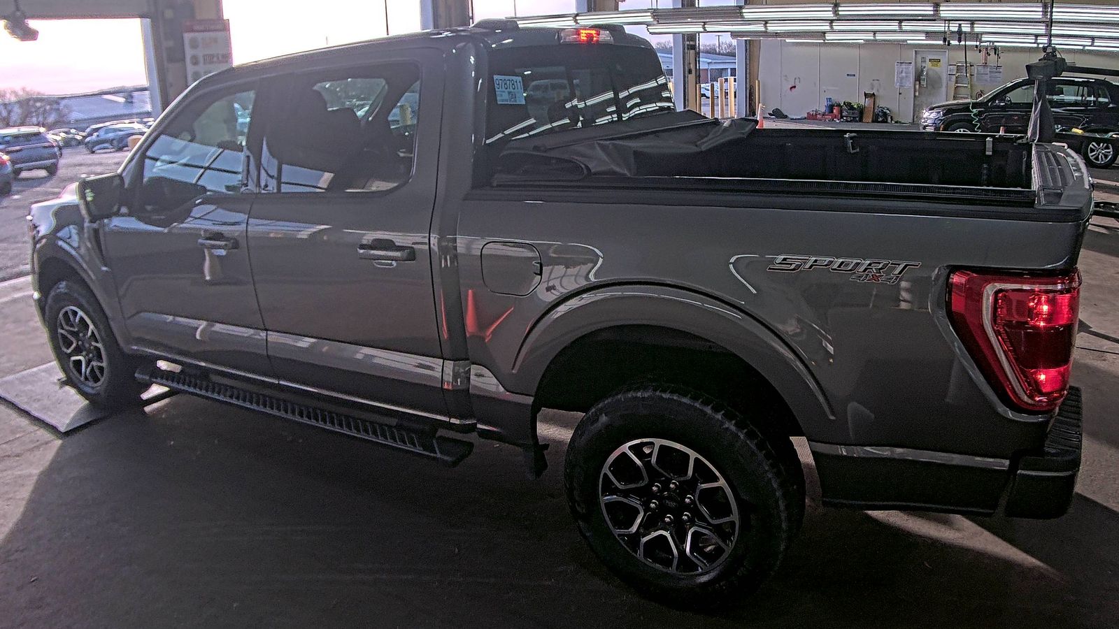 2023 Ford F-150 XLT AWD