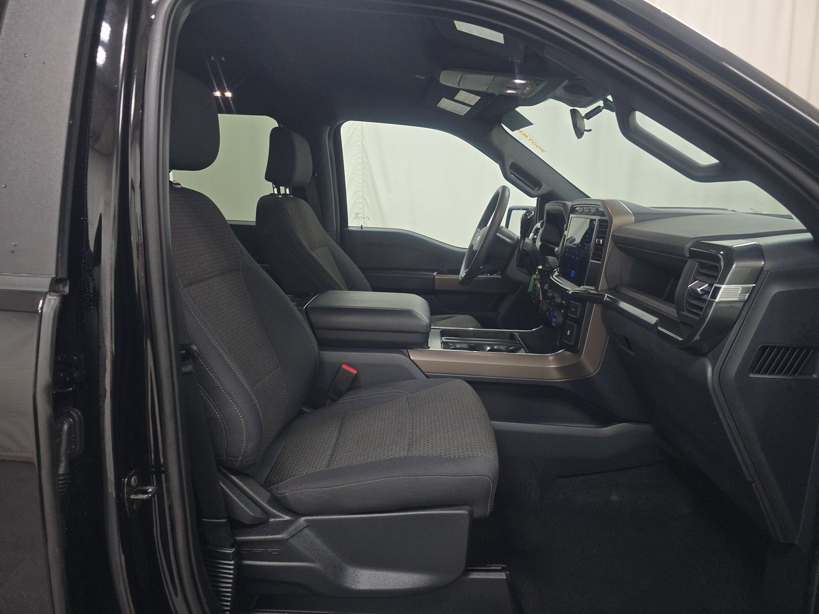 2024 Ford F-150 STX AWD