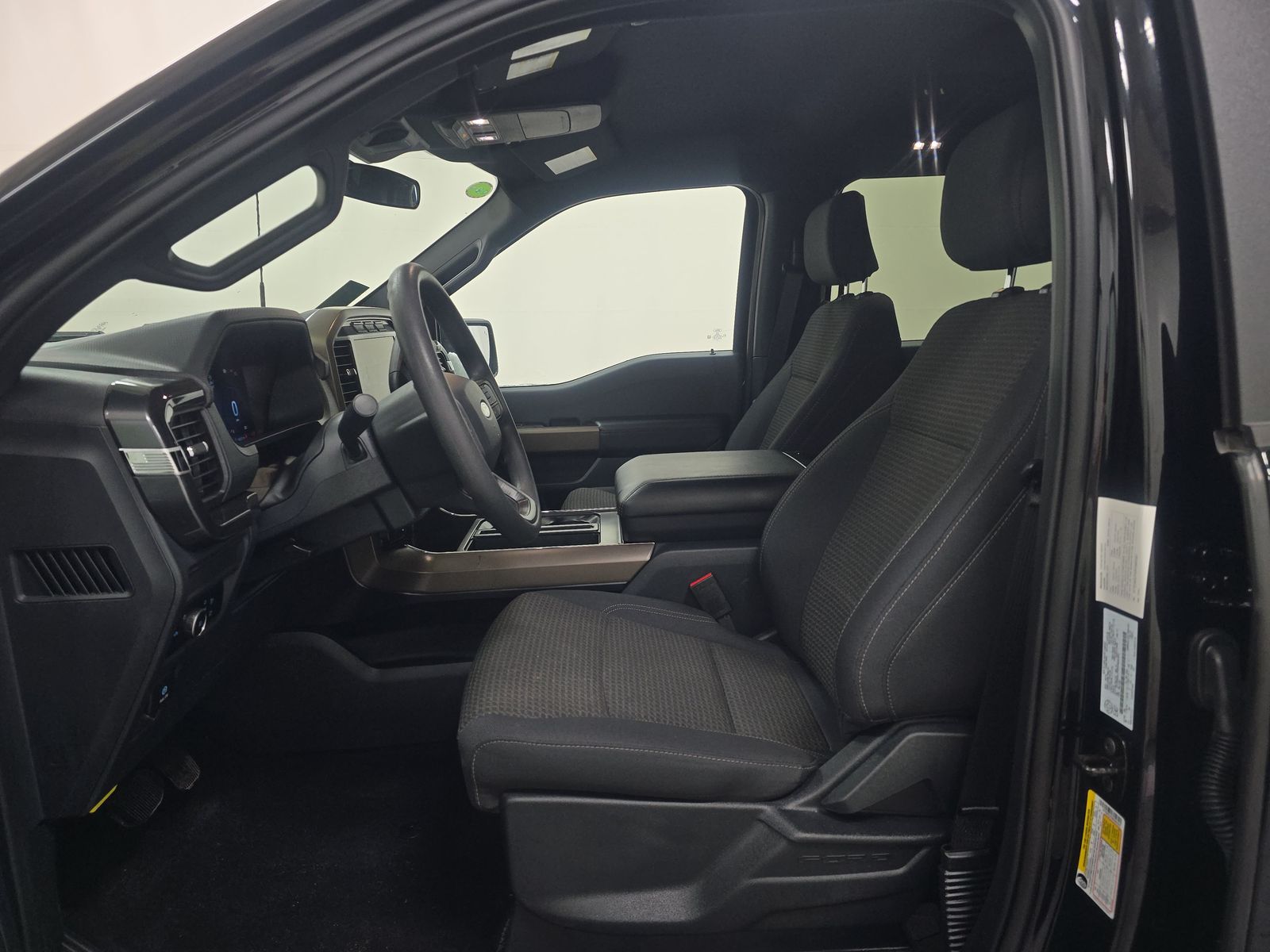 2024 Ford F-150 STX AWD