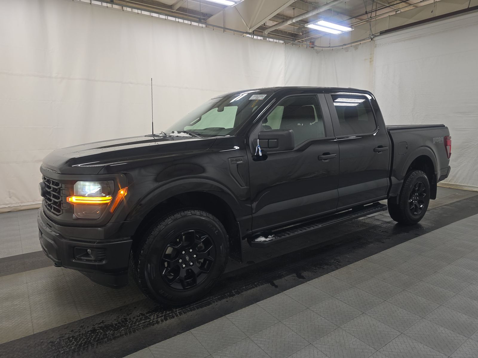 2024 Ford F-150 STX AWD