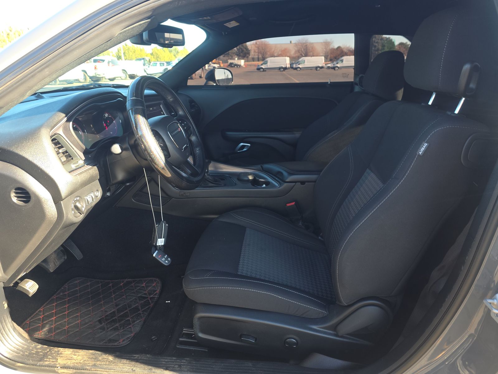 2023 Dodge Challenger SXT RWD