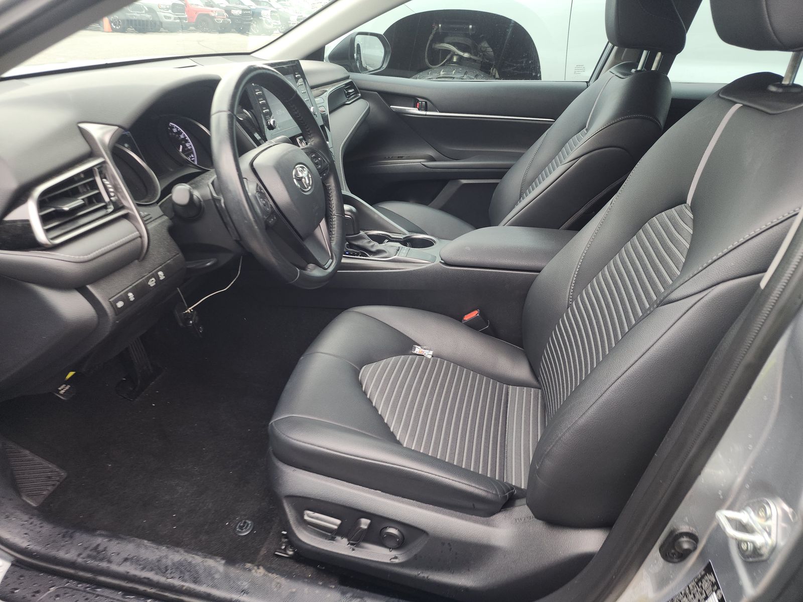 2023 Toyota Camry SE FWD