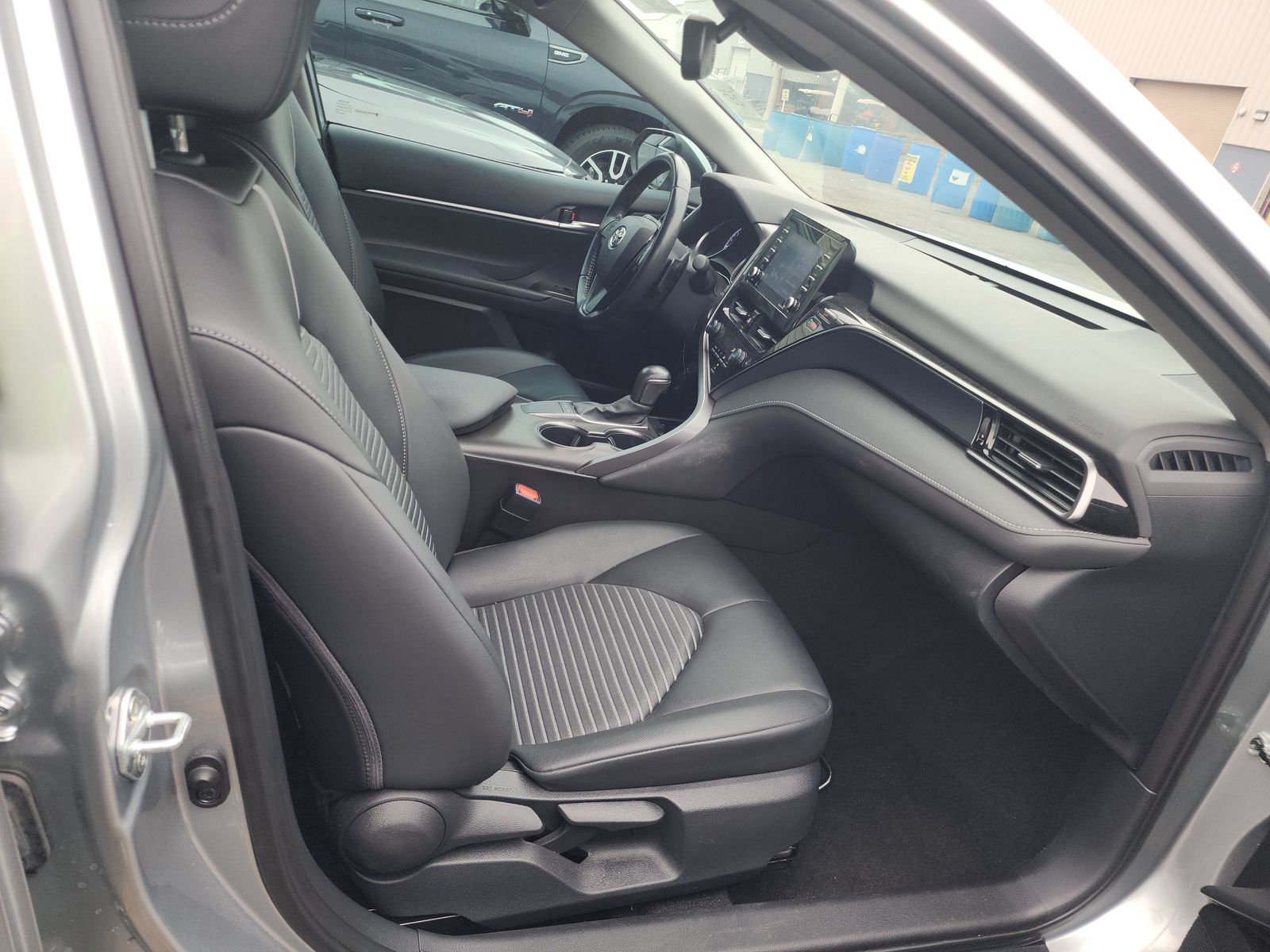 2023 Toyota Camry SE FWD