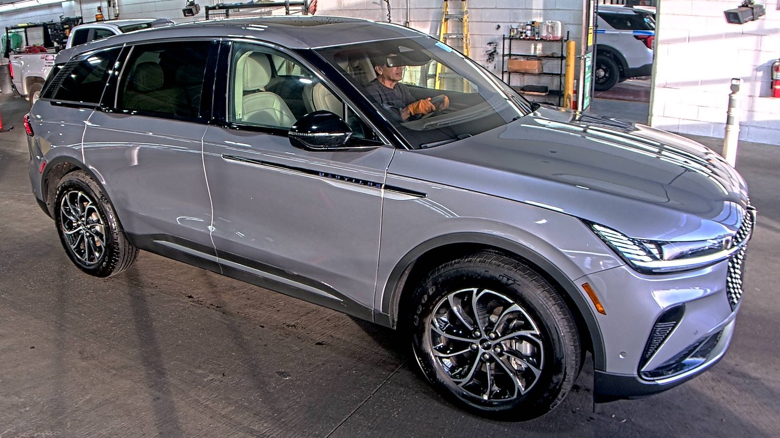 2024 Lincoln Nautilus Premiere AWD