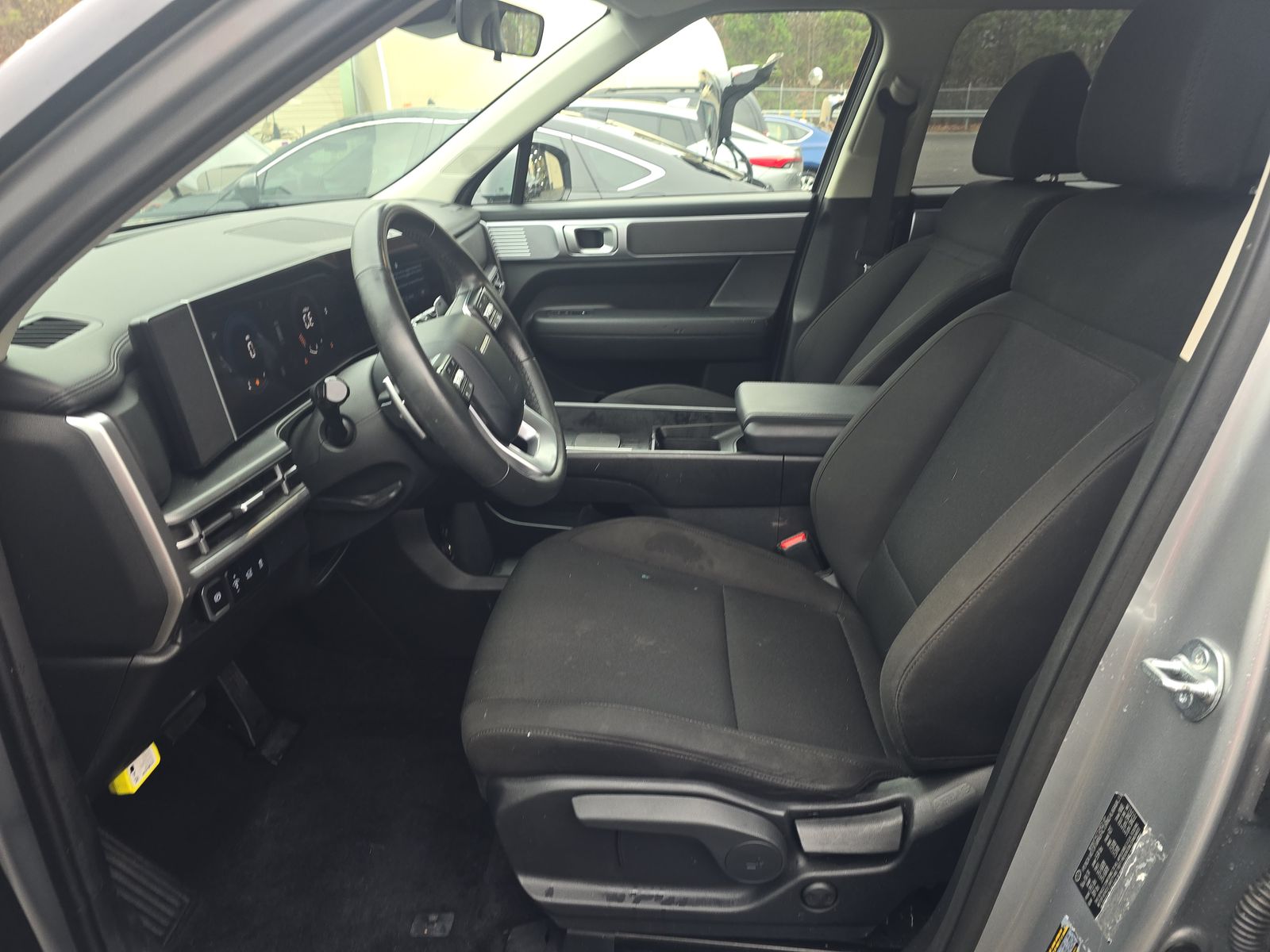 2025 Hyundai Santa Fe SE FWD