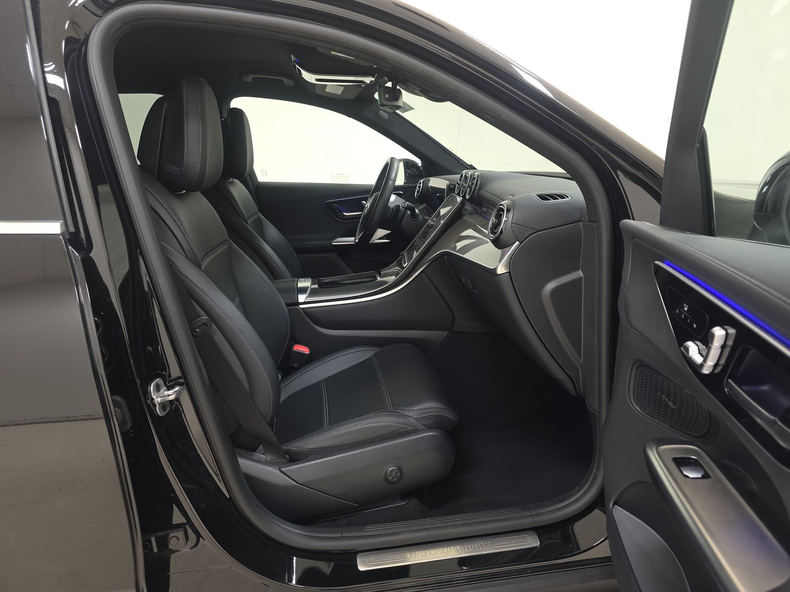 2024 Mercedes-Benz GLC GLC 300 RWD