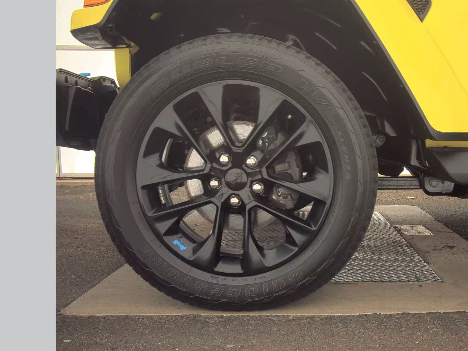 2023 Jeep Wrangler 4xe Sahara AWD