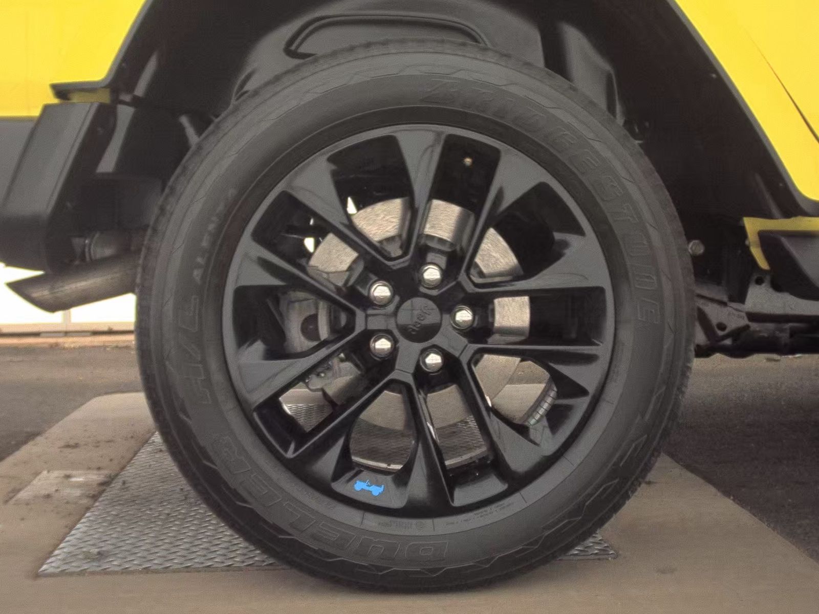 2023 Jeep Wrangler 4xe Sahara AWD