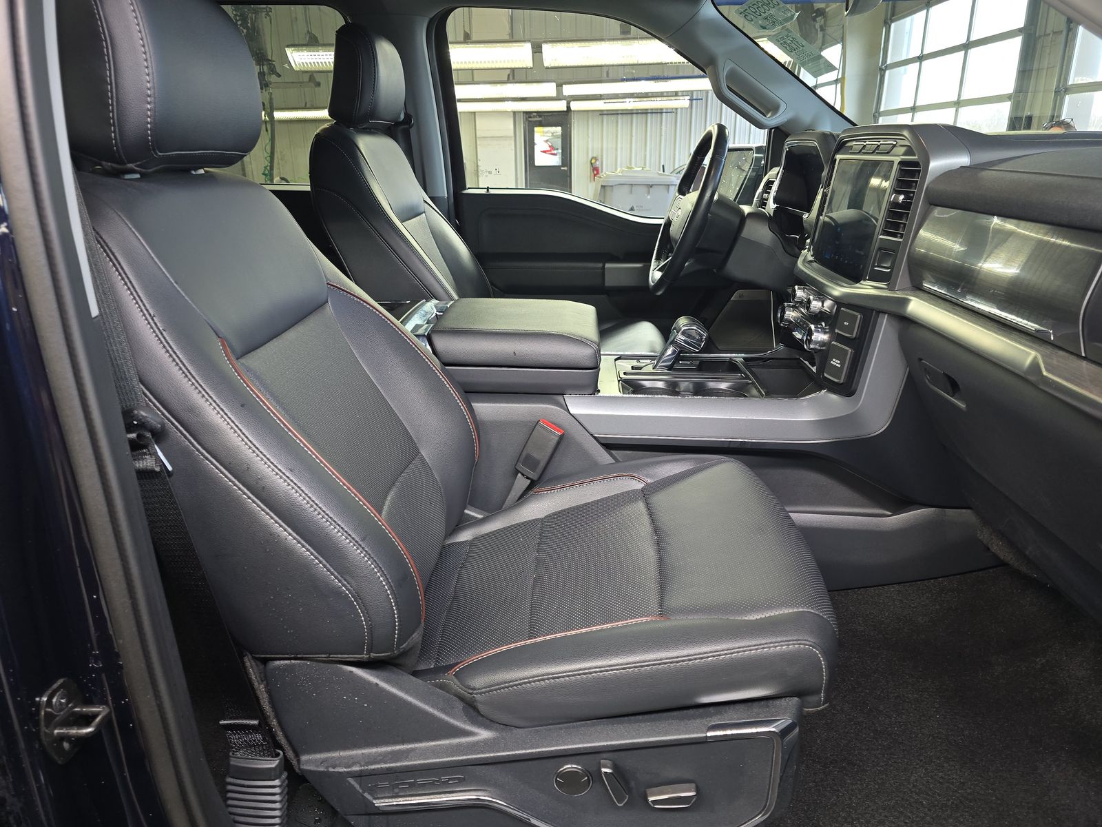 2023 Ford F-150 Lariat AWD