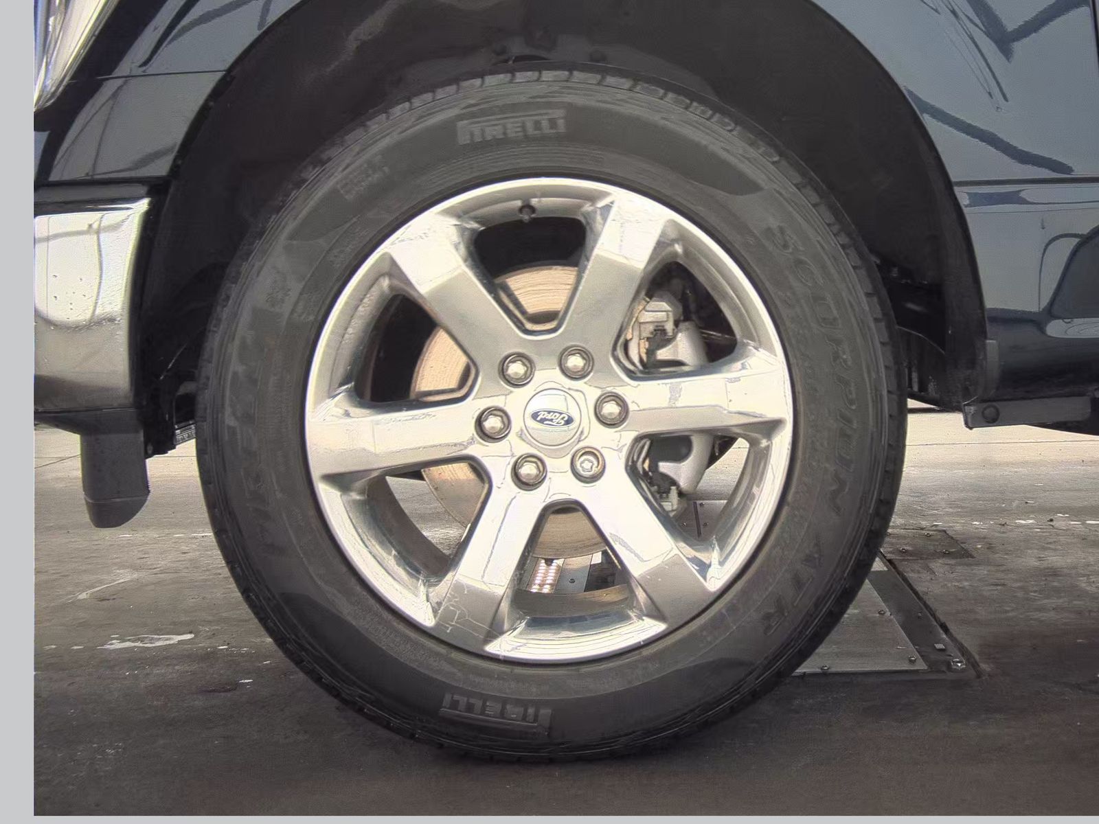 2023 Ford F-150 Lariat AWD