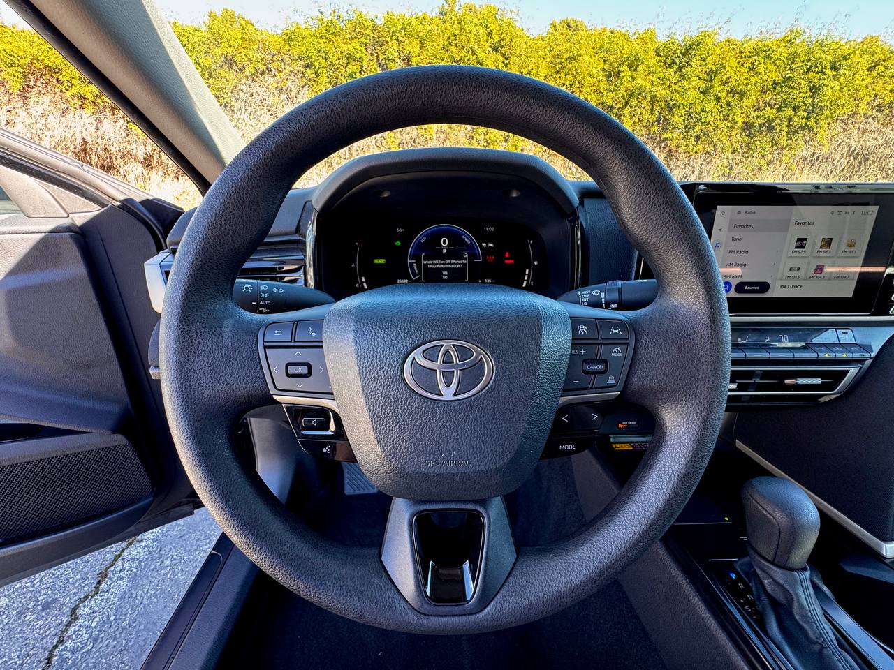 2025 Toyota Camry LE FWD