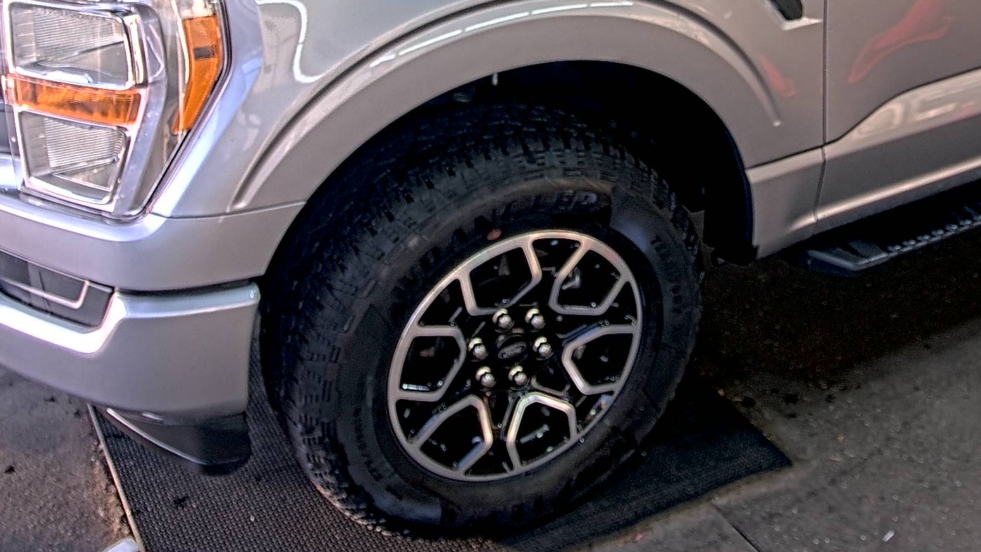 2022 Ford F-150 XL AWD